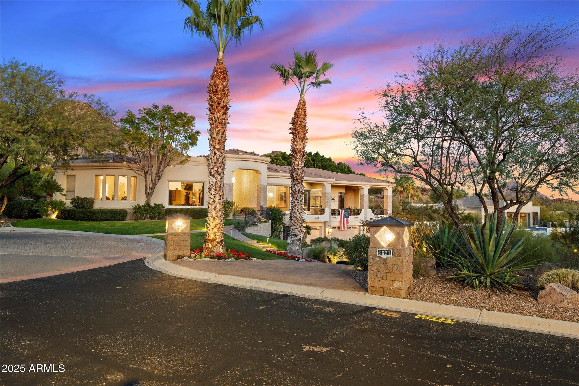 6621 N ARIZONA BILTMORE Circle