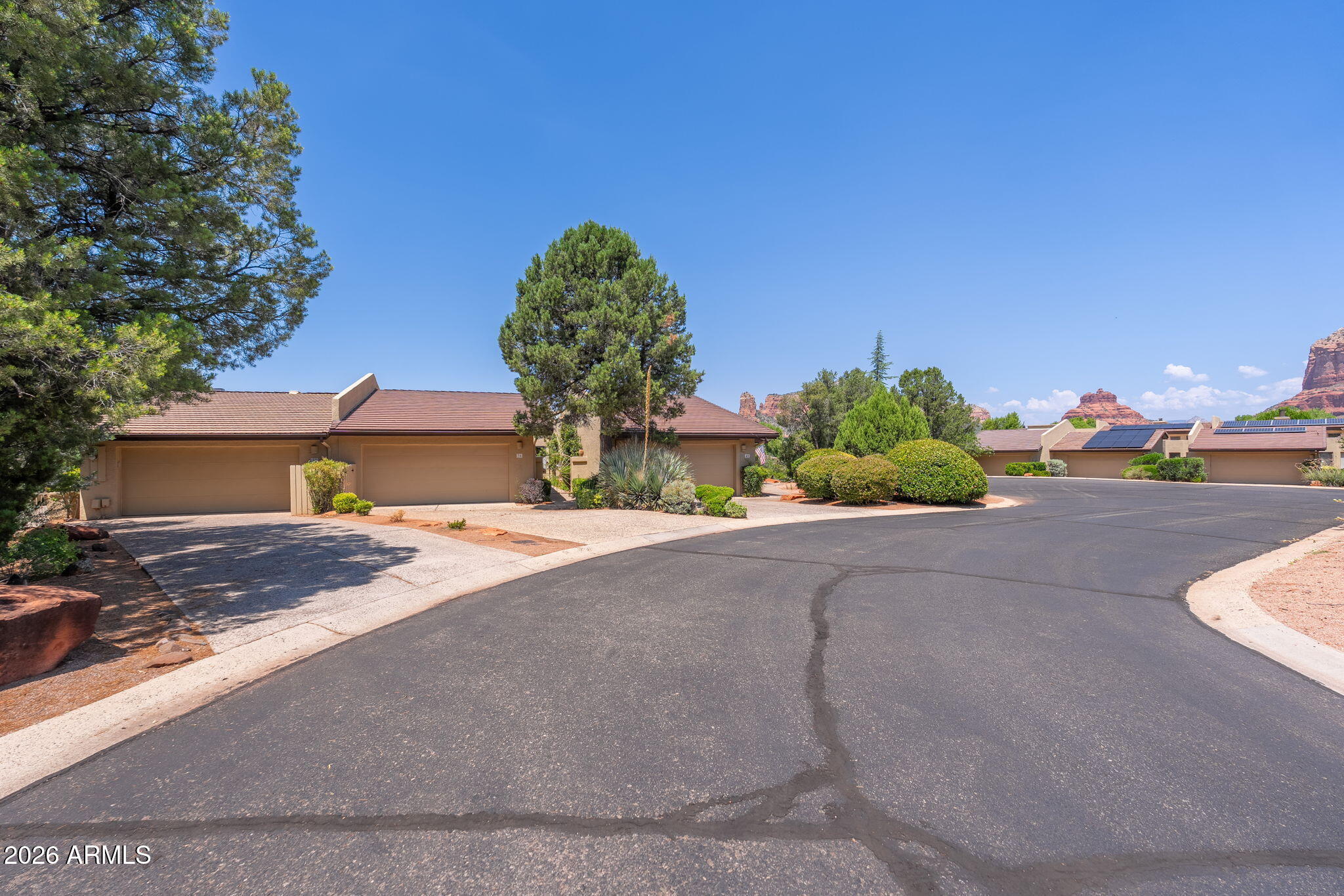 Properties 32 RUNNING SPRINGS Drive