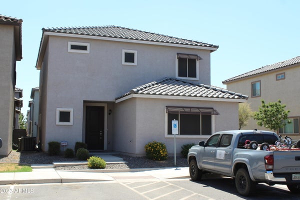 1841 W MINTON ST, PHOENIX, AZ 85041 - Image d9e0e8e9538f35eb20f8a1d3b7e23b5d/4238819881