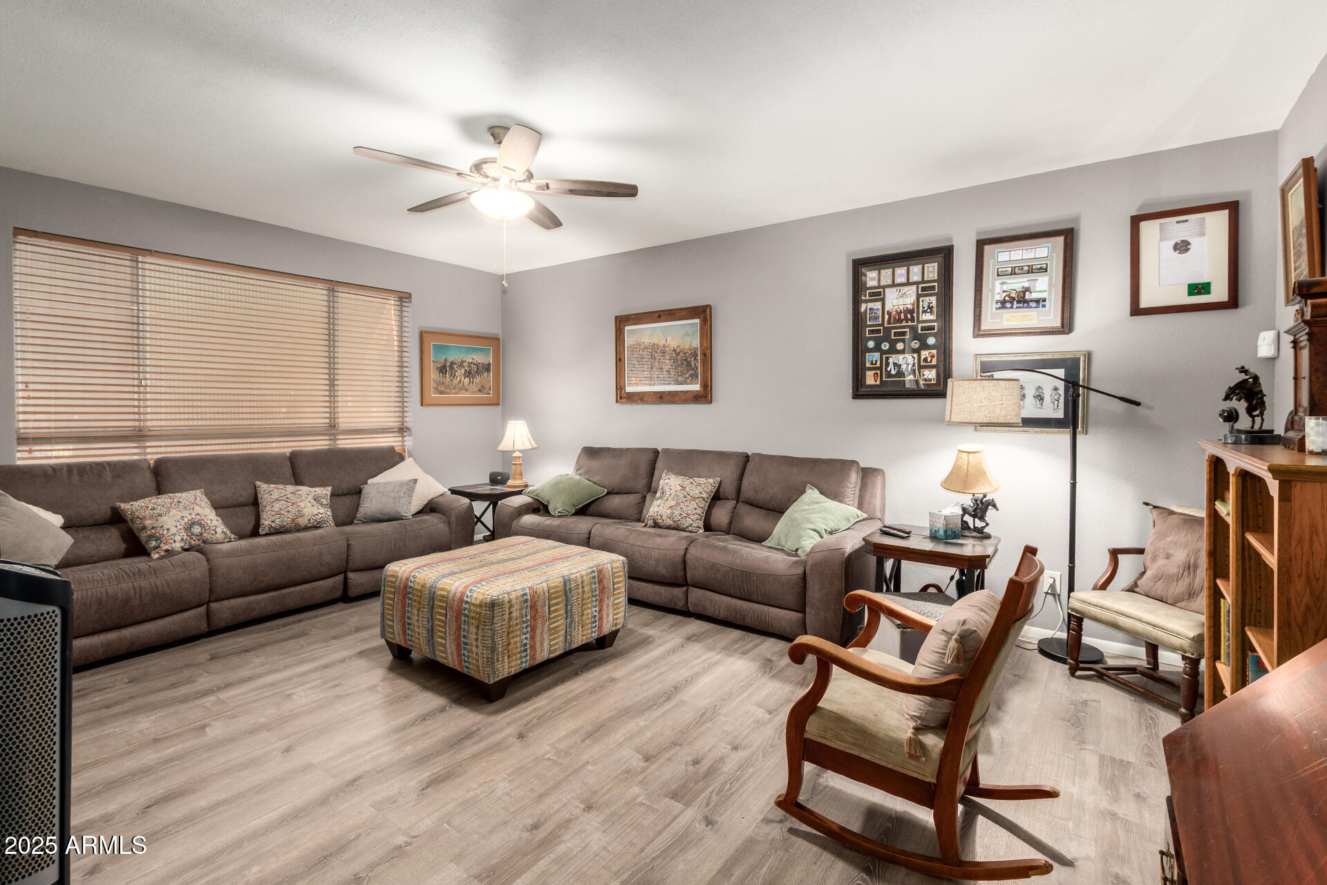 6813 N 29th Ave Avenue