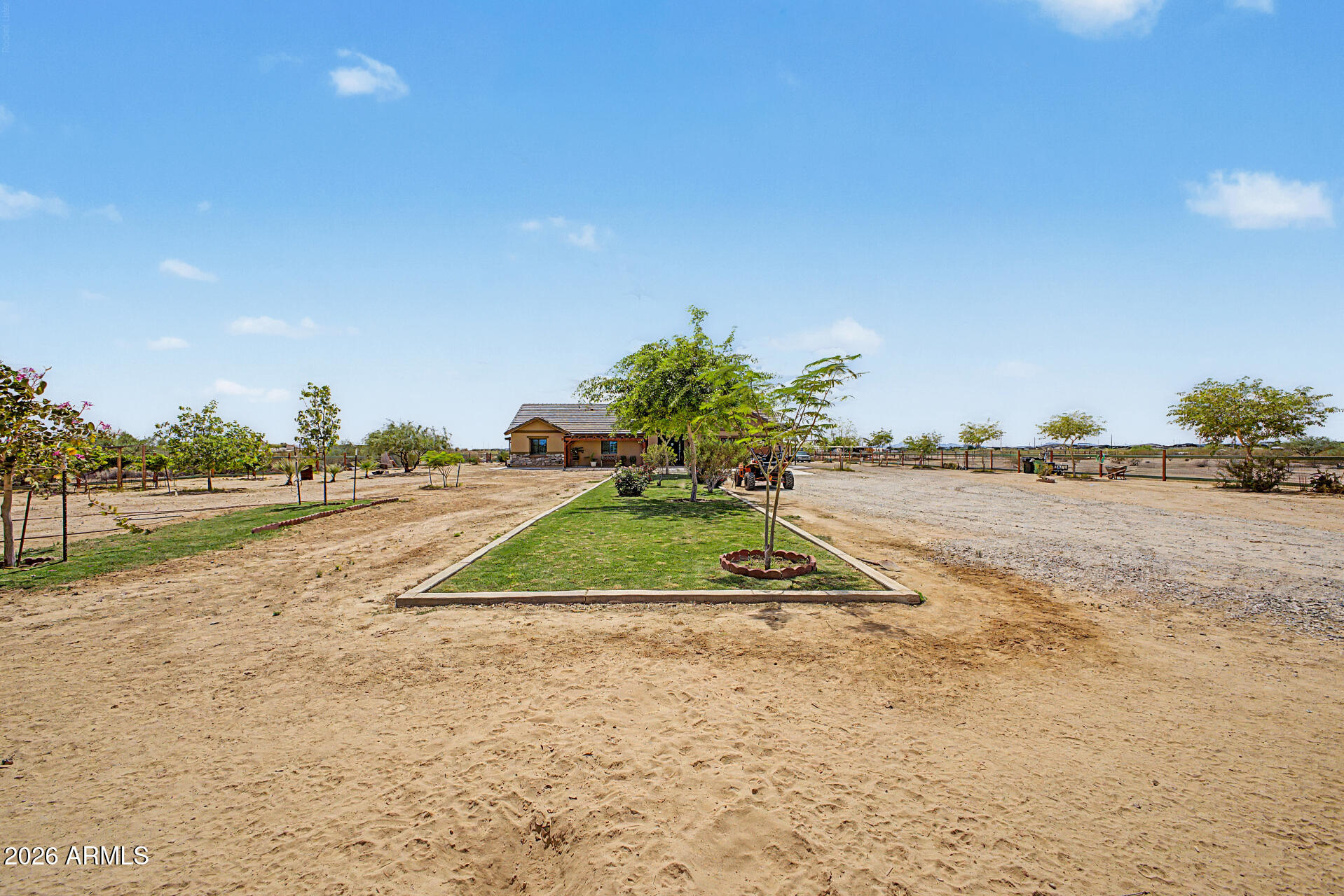 36109 W HADLEY Street