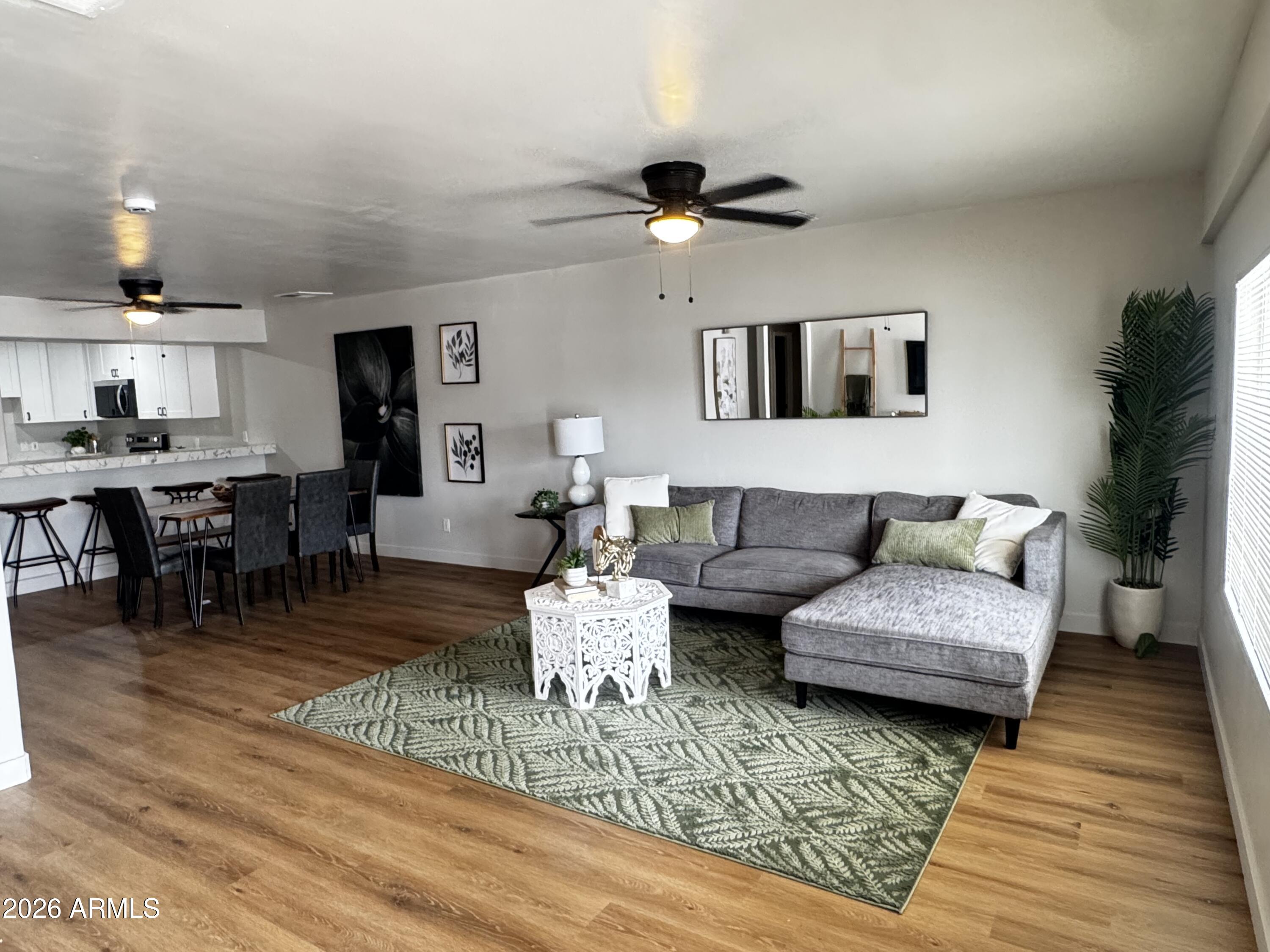 7732 W MITCHELL Drive