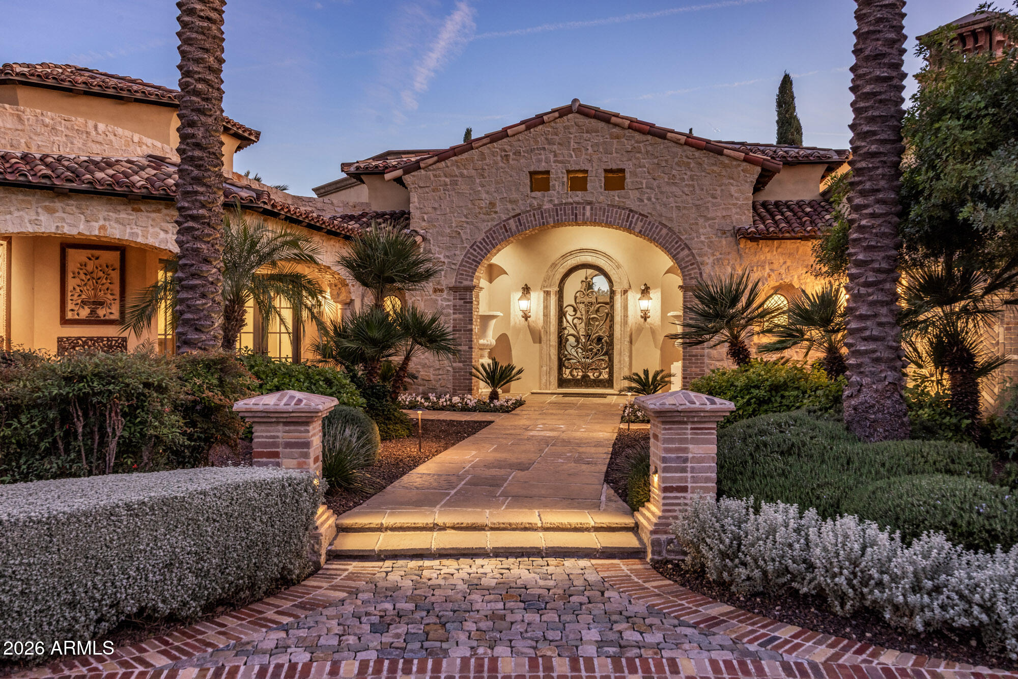 6619 E STALLION Road