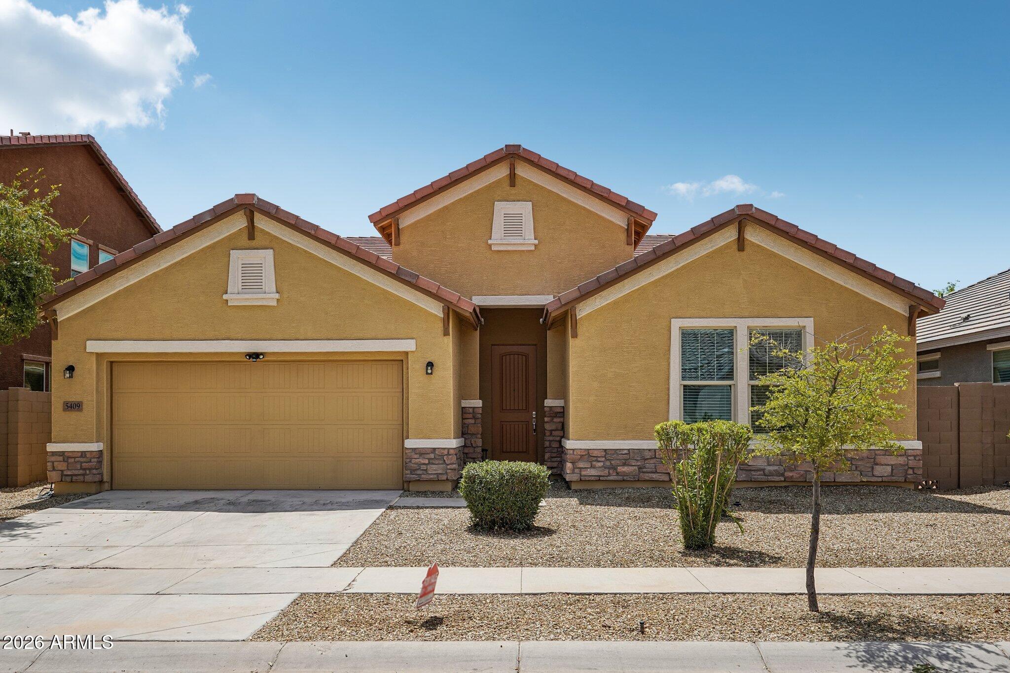 5409 W LYDIA Lane