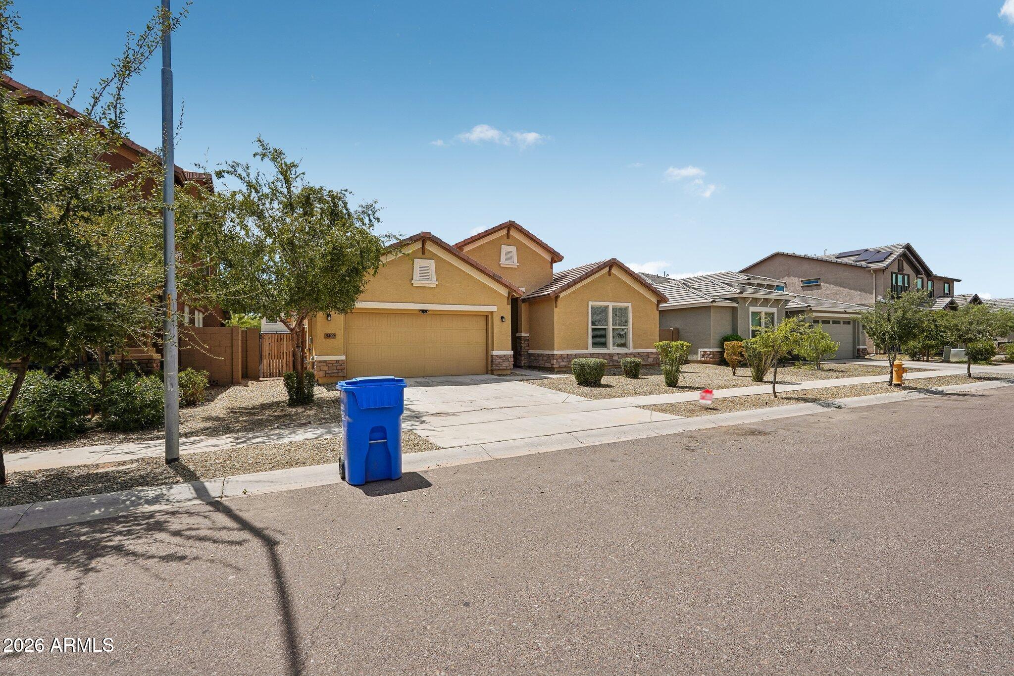 5409 W LYDIA Lane