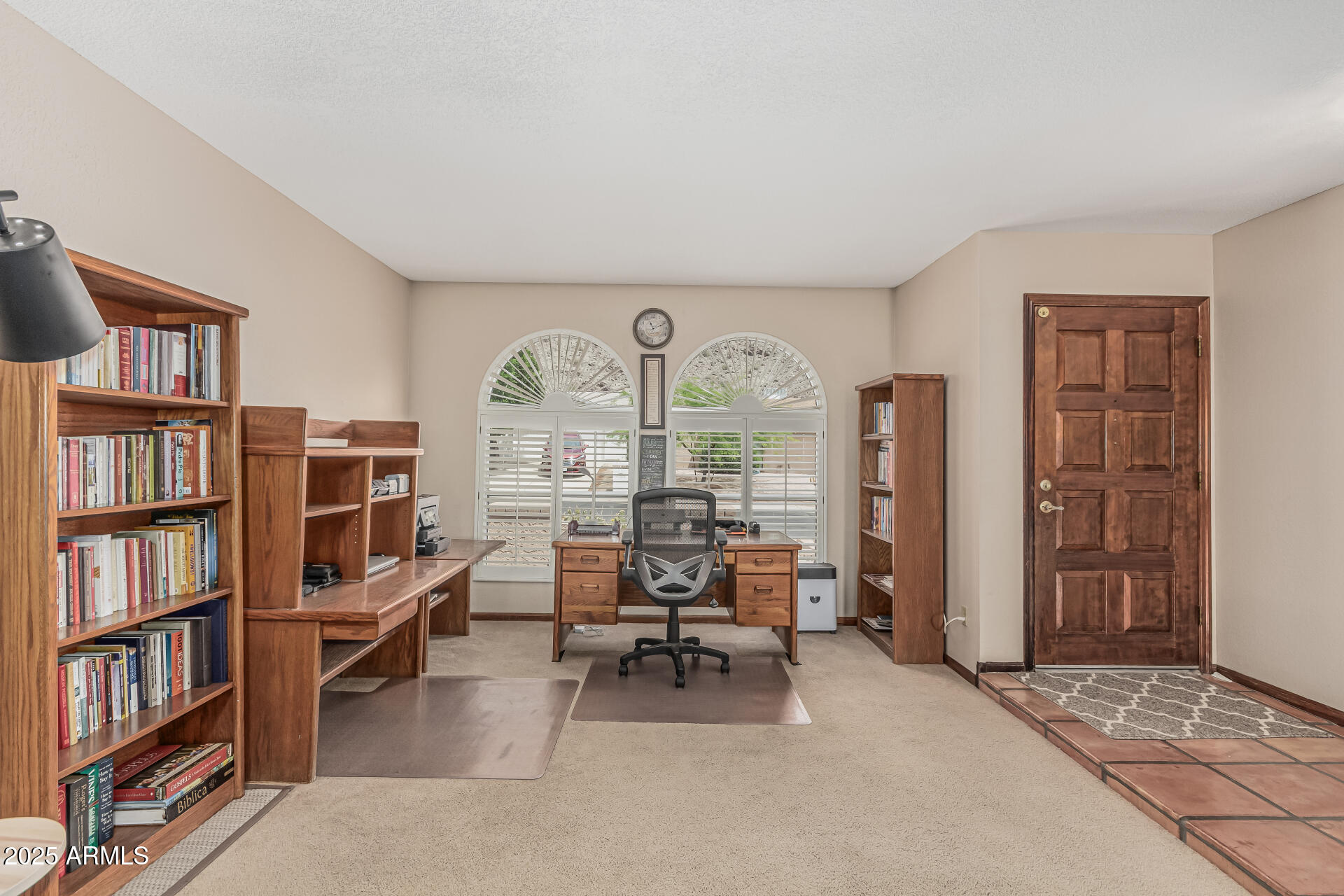 4229 E PEARCE Road
