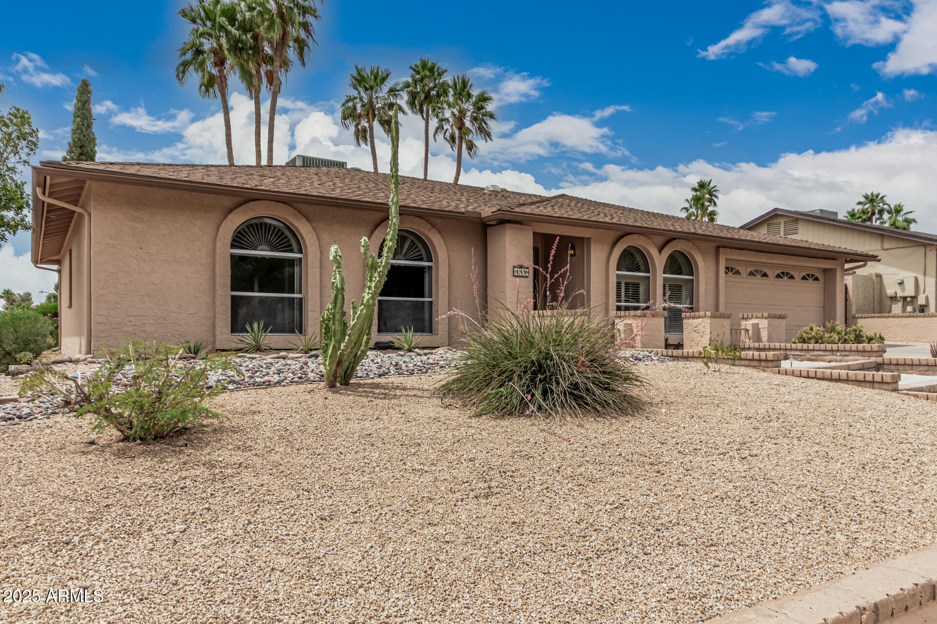 4229 E PEARCE Road