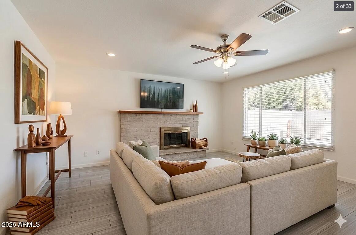 1262 E HERMOSA Drive