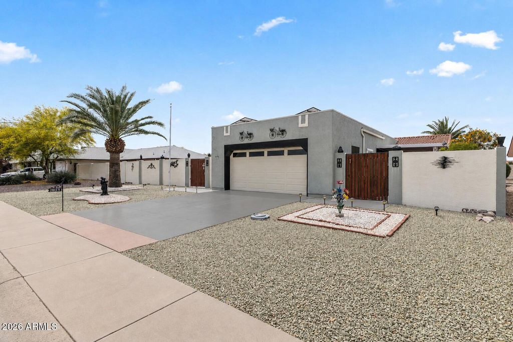 Photo of 20018 N 124th Drive, Sun City West, AZ 85375 (MLS # 7007588)