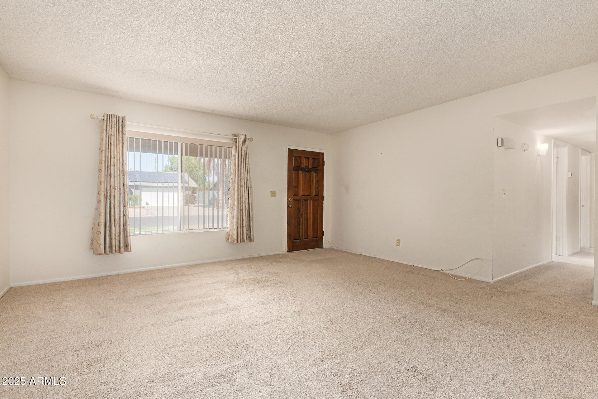 609 E CALLE CHULO Road