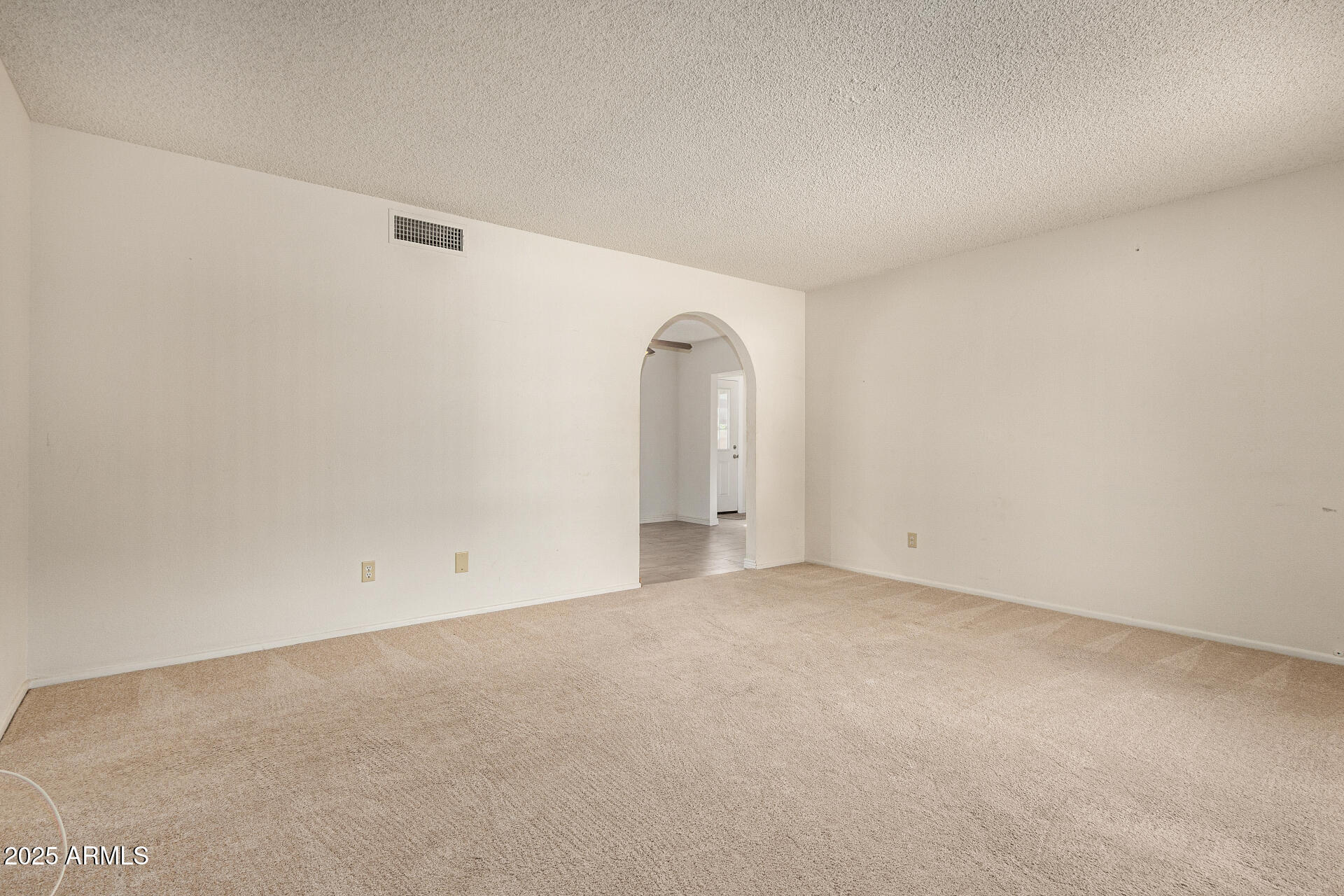 609 E CALLE CHULO Road