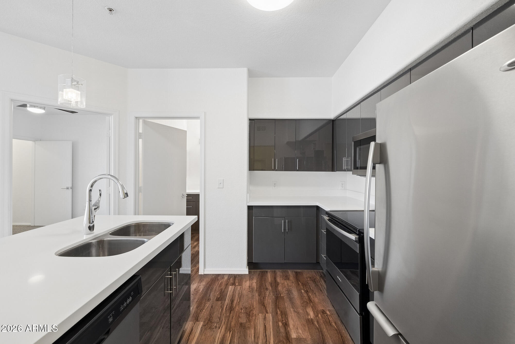 5302 E VAN BUREN Street 2020