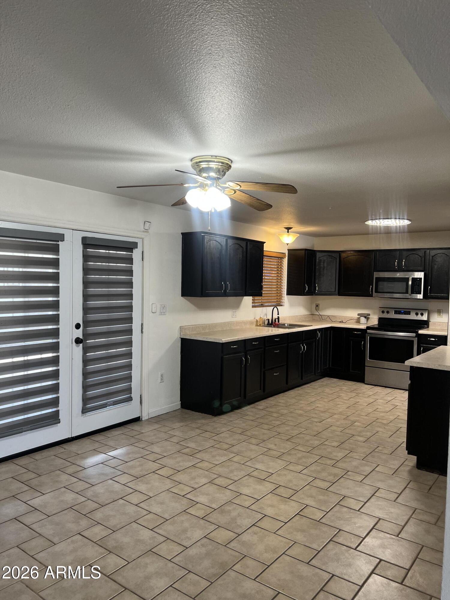 5337 W CORONADO Road