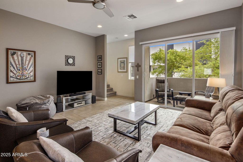 Photo of 325 E Coronado Road #19, Phoenix, AZ 85004 (MLS # 6909853)