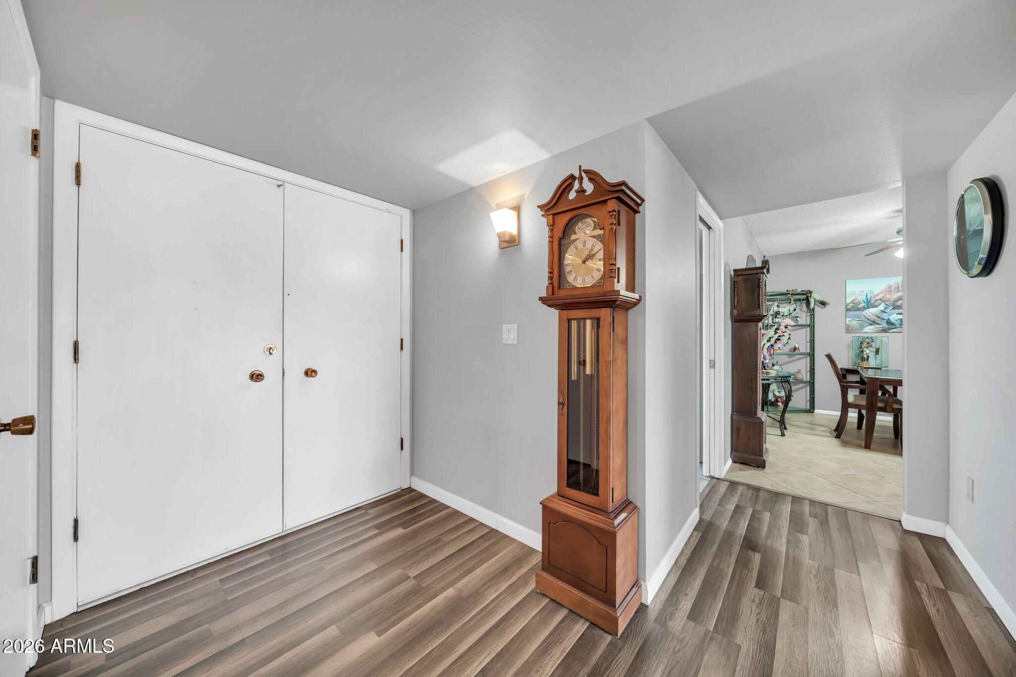 11438 N BALBOA Drive