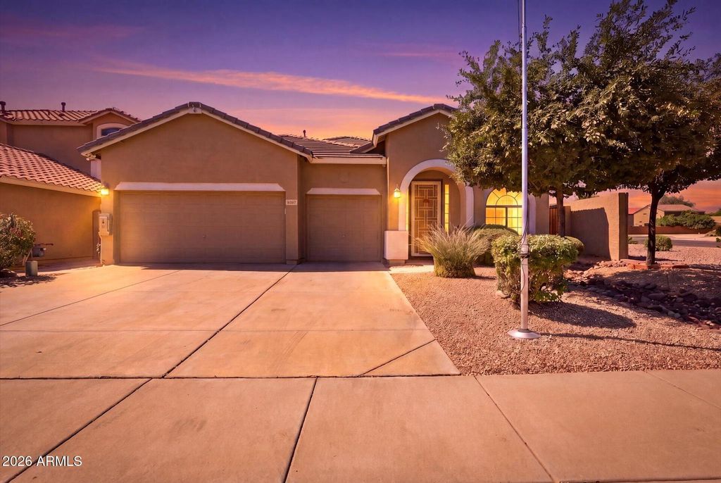 Photo of 3577 W Naomi Lane, San Tan Valley, AZ 85144 (MLS # 7027493)