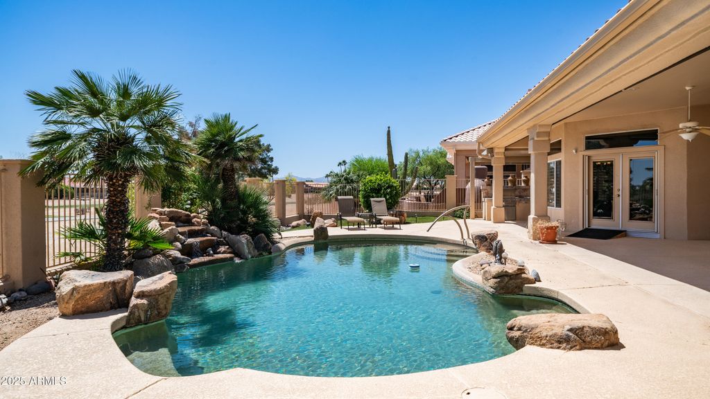 Photo of 14101 W Via Tercero, Sun City West, AZ 85375 (MLS # 6851453)