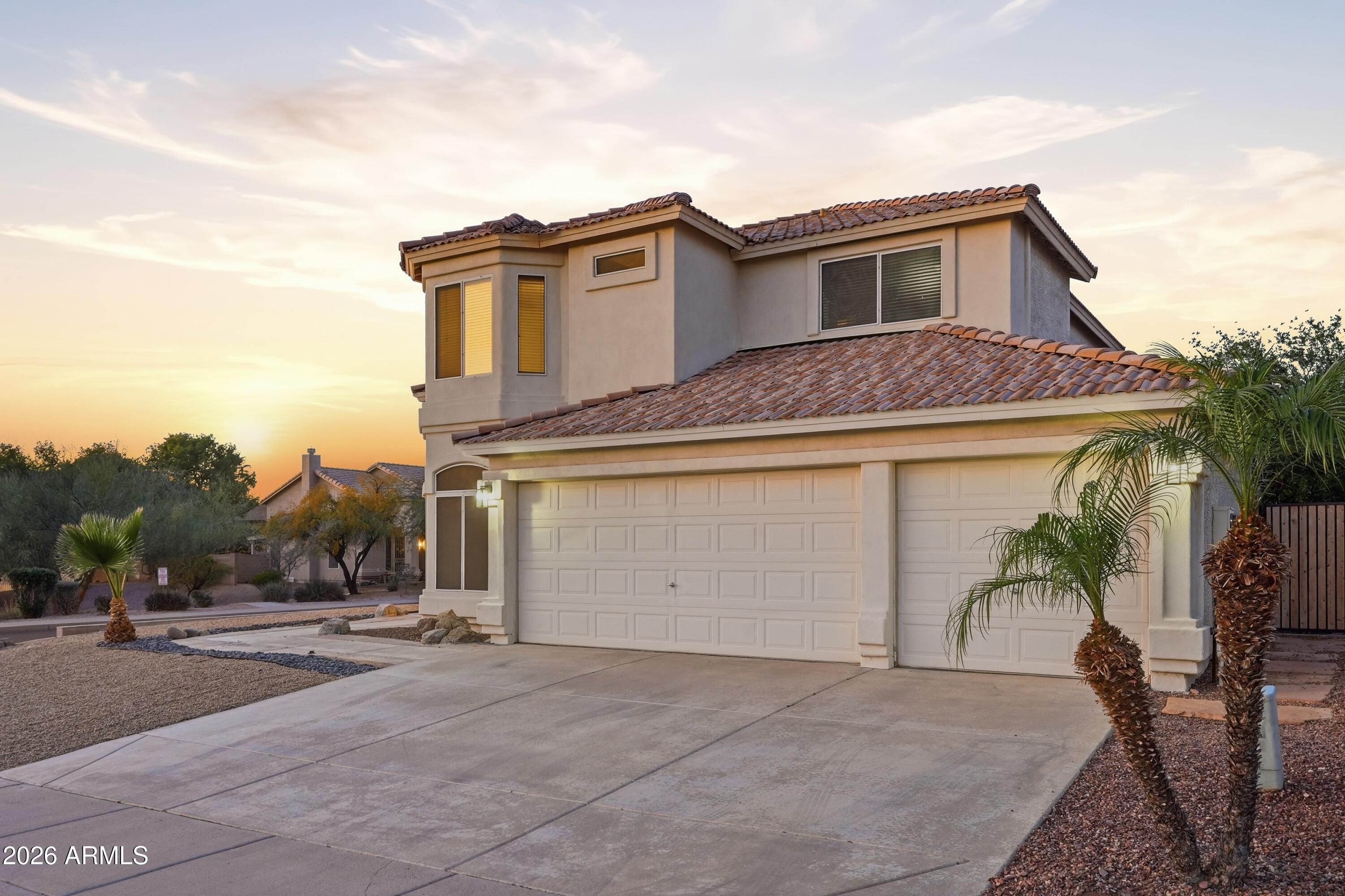 1432 E BEHREND Drive