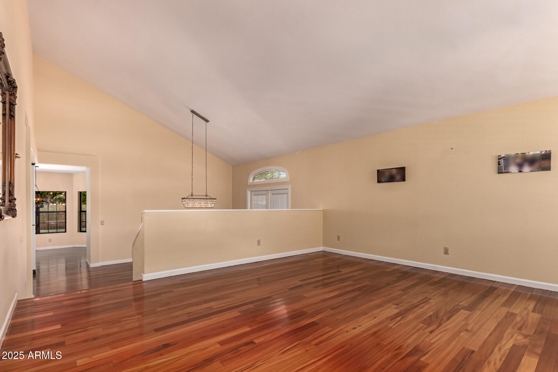 2018 E REDFIELD Road