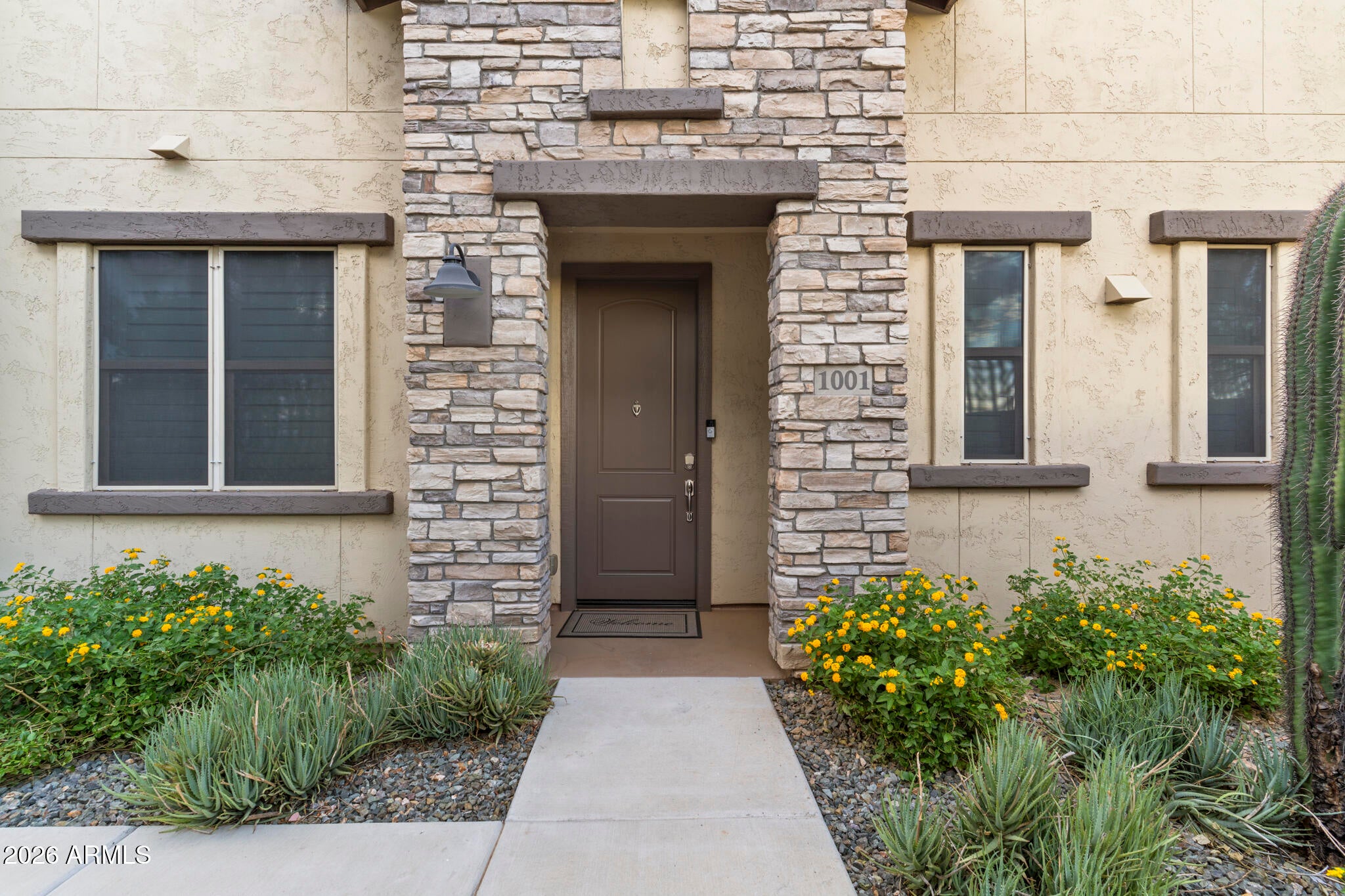 5100 E RANCHO PALOMA Drive 1001