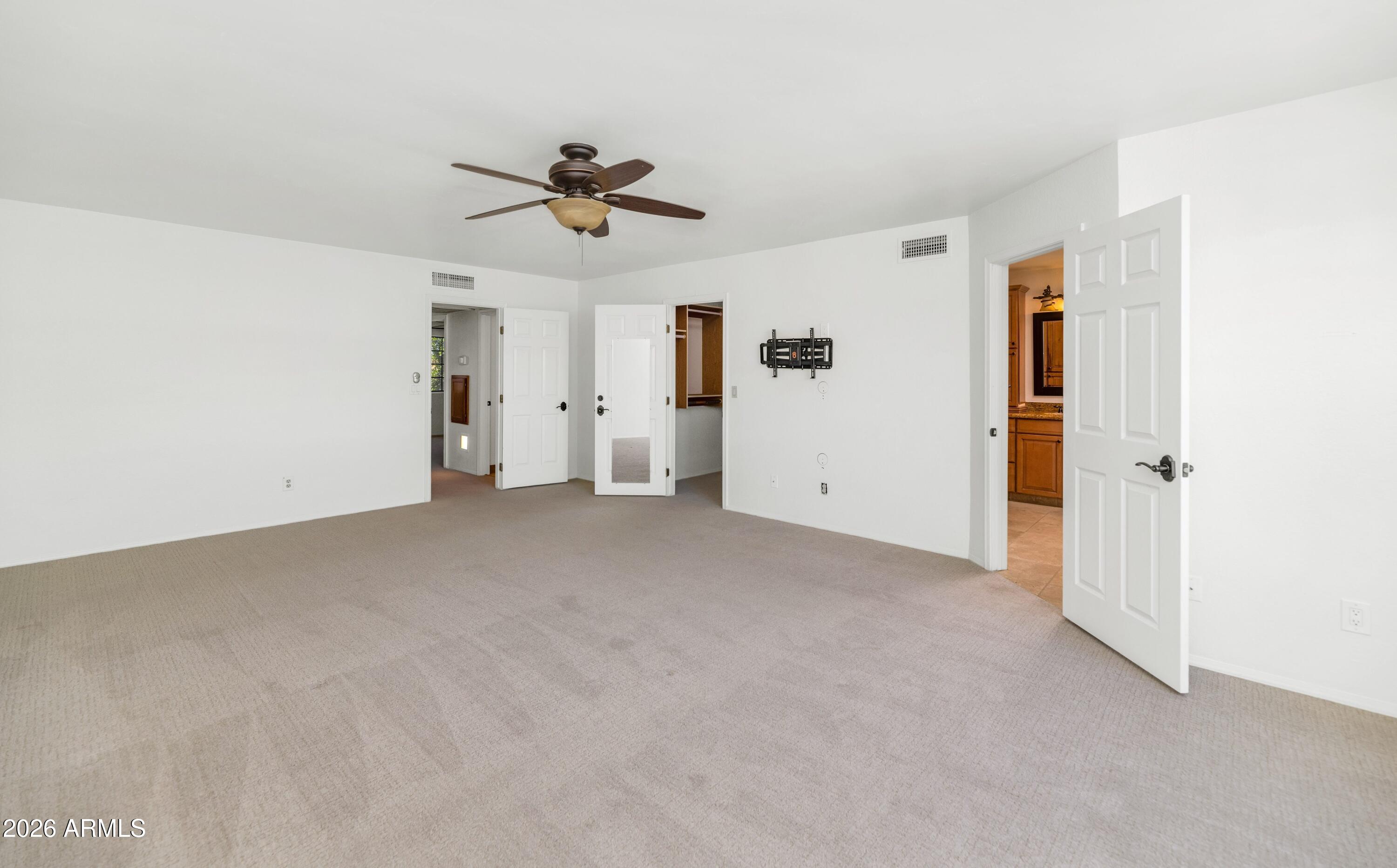 SPANISH WELLS 3 LOT 311-411 TR A-C - Residential