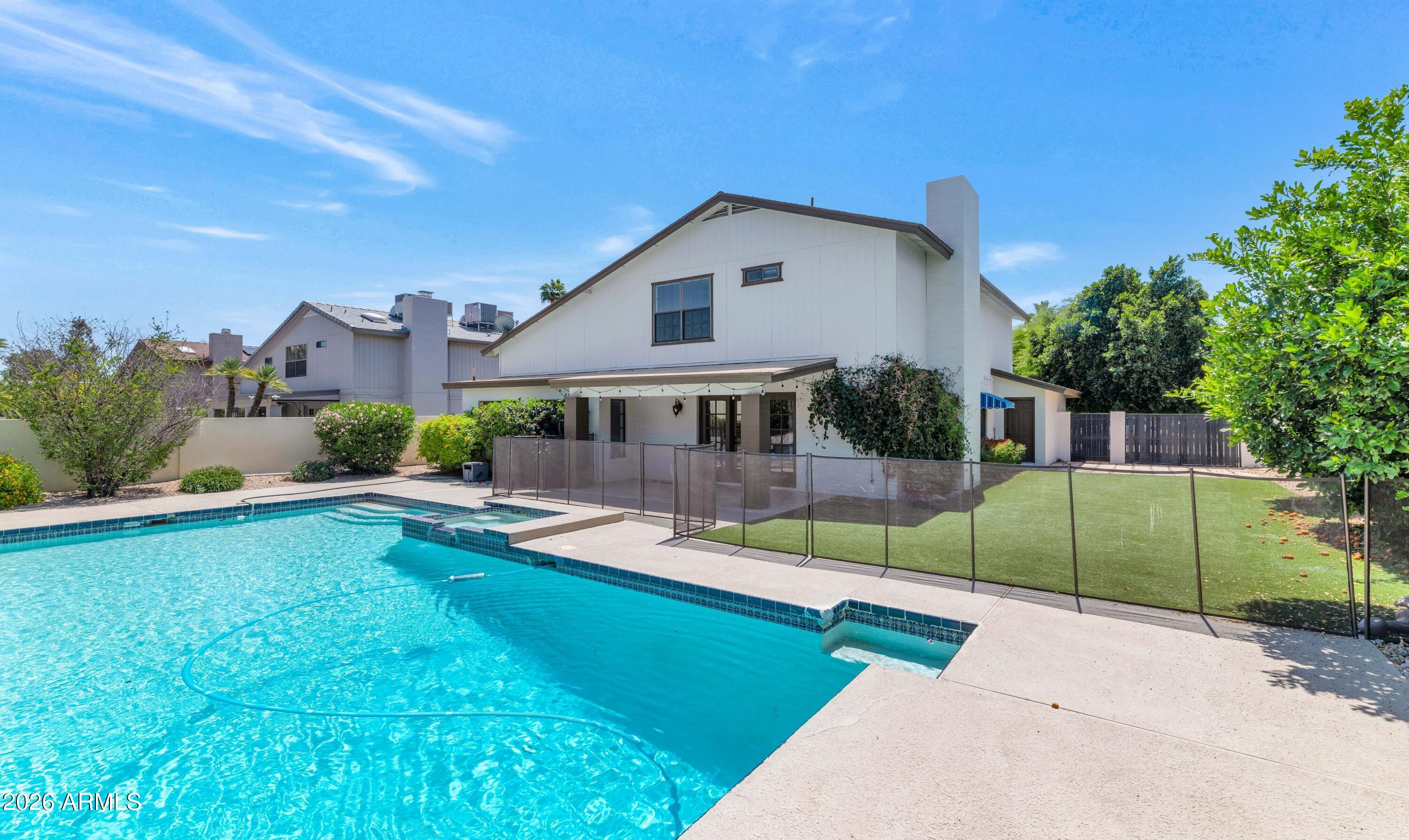 SPANISH WELLS 3 LOT 311-411 TR A-C - Residential