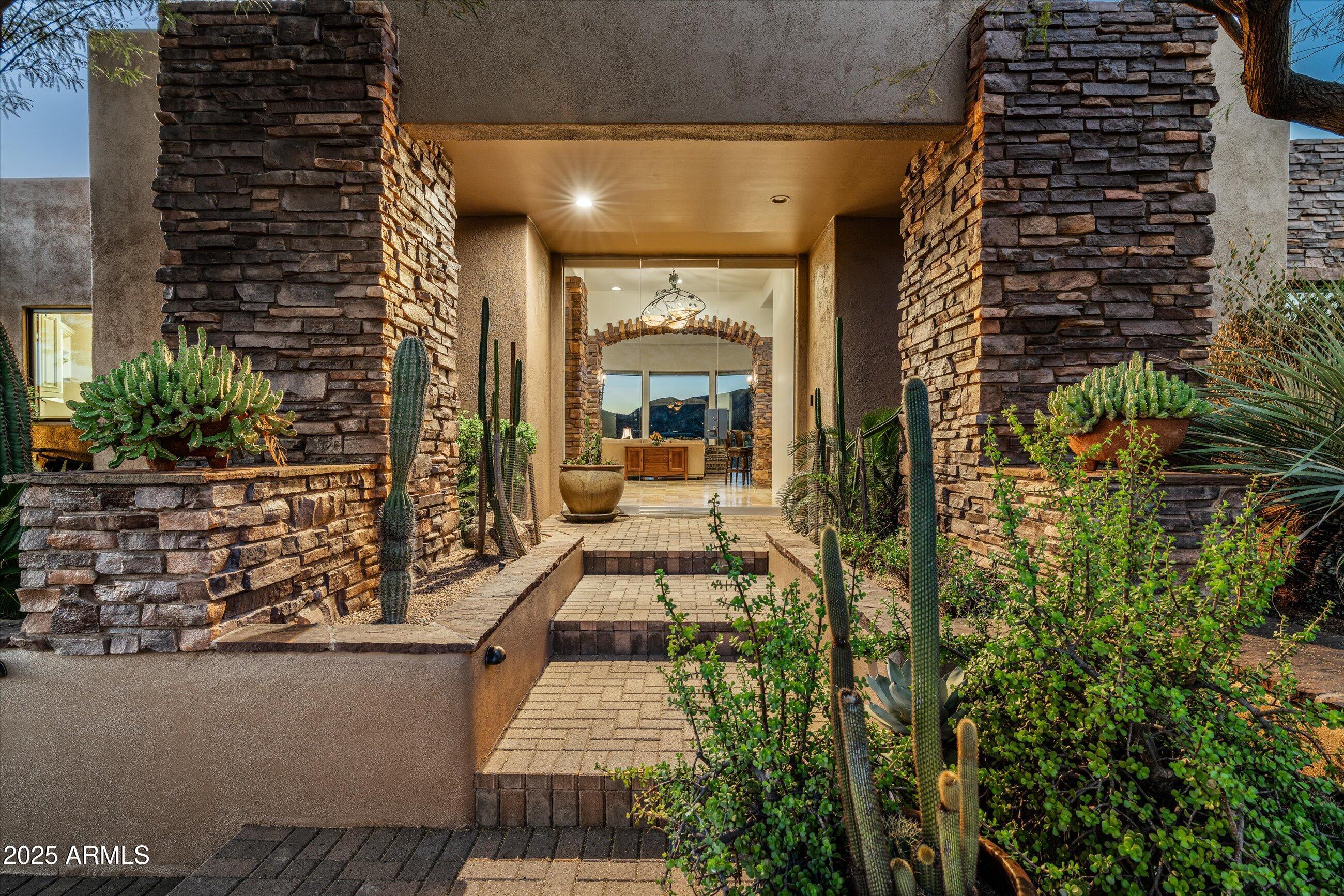 11428 E Salero Drive