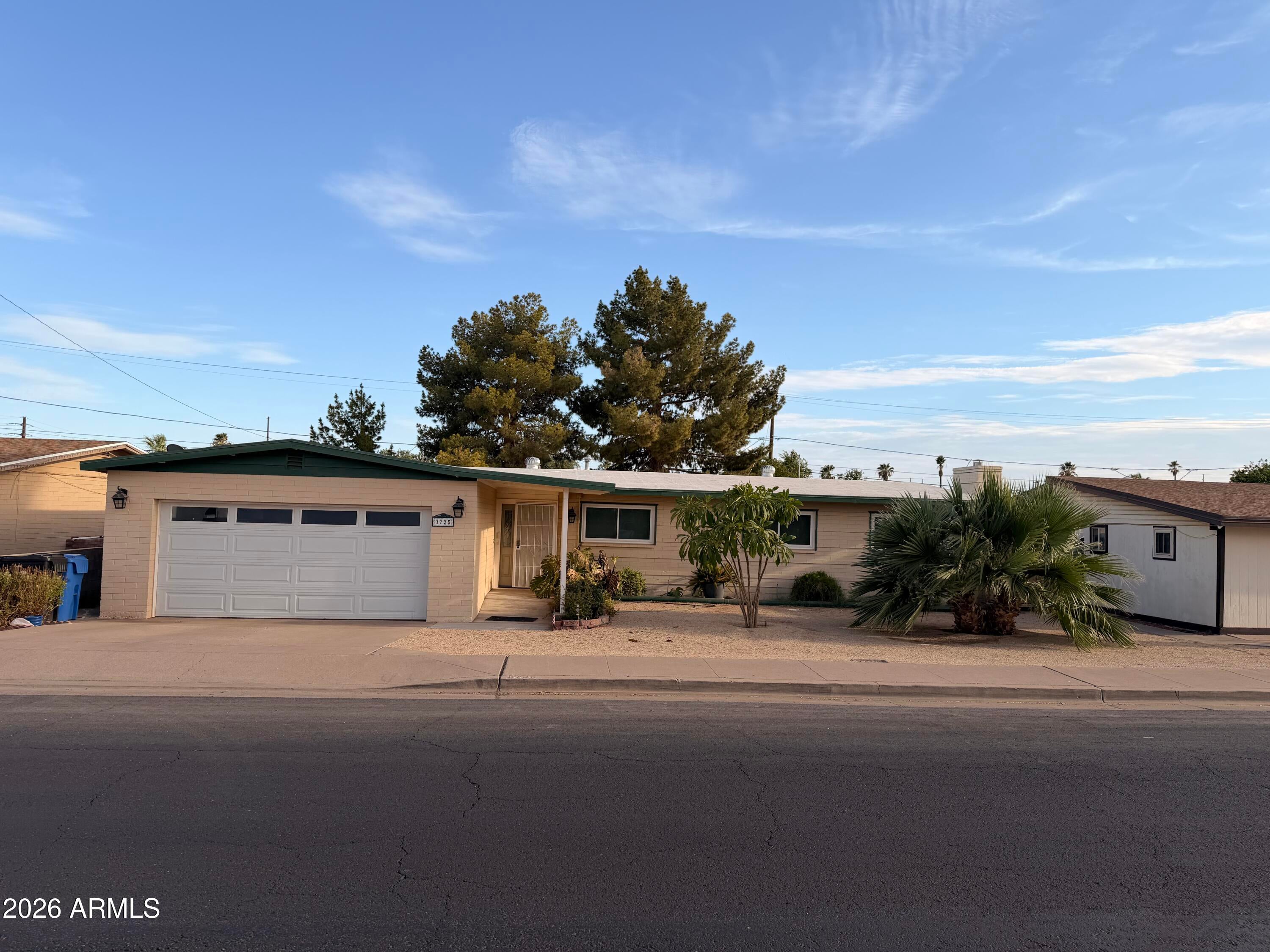 3725 W ELM Street