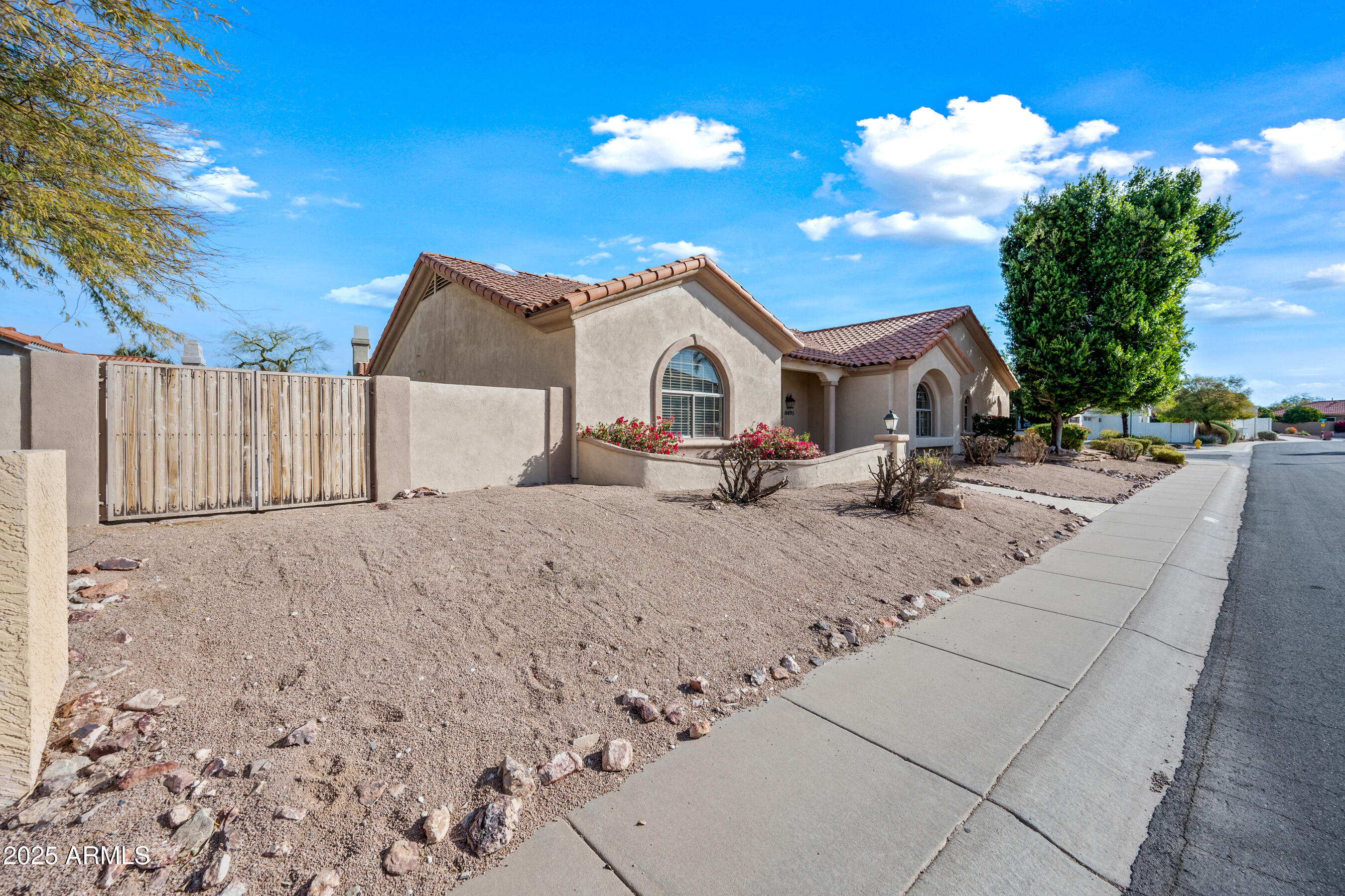 10895 E MISSION Lane