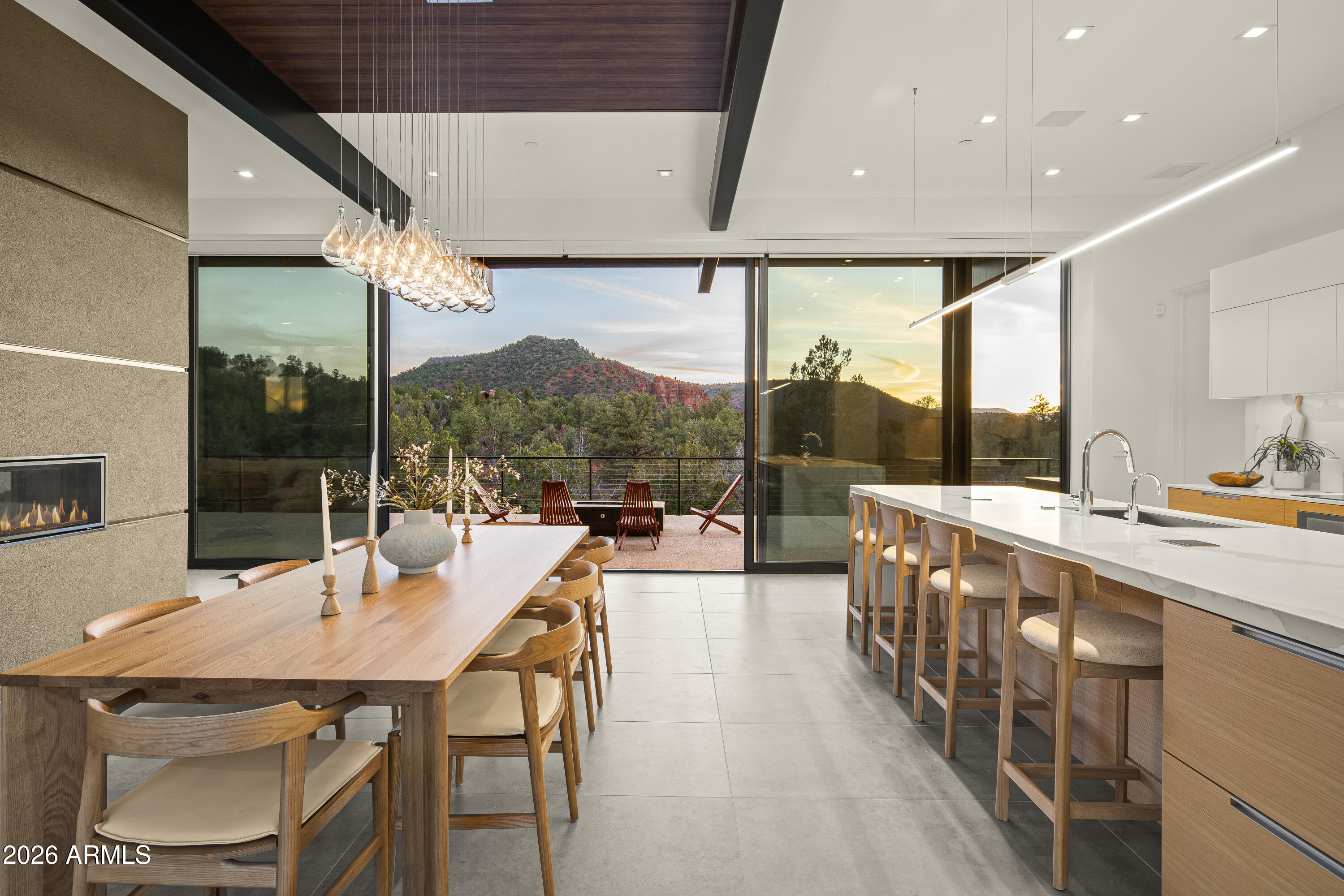 Sedona, Arizona, 86336, United States, 4 Bedrooms Bedrooms, ,4 BathroomsBathrooms,Residential,Active,2016684