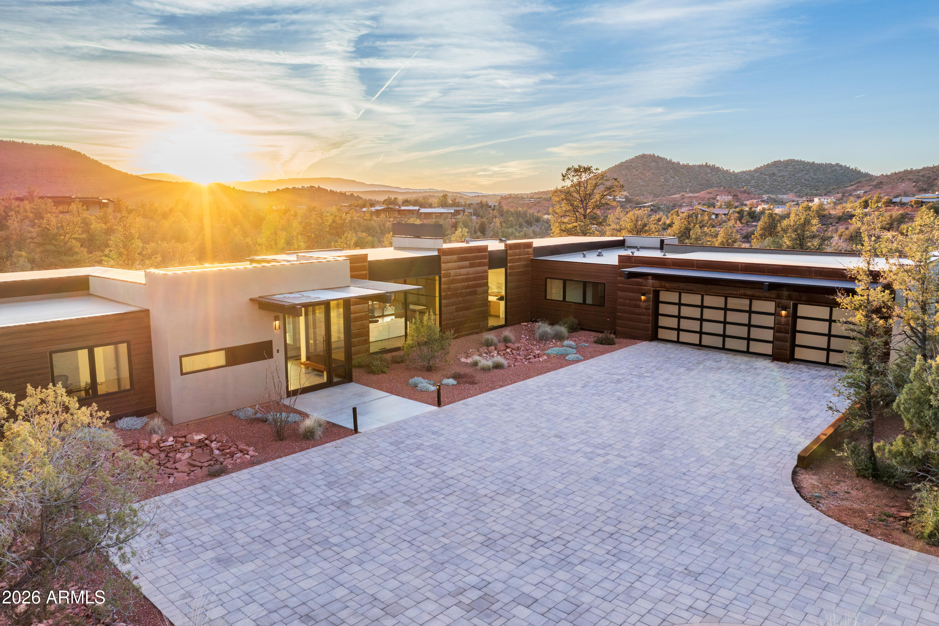 Sedona, Arizona, 86336, United States, 4 Bedrooms Bedrooms, ,4 BathroomsBathrooms,Residential,Active,2016684