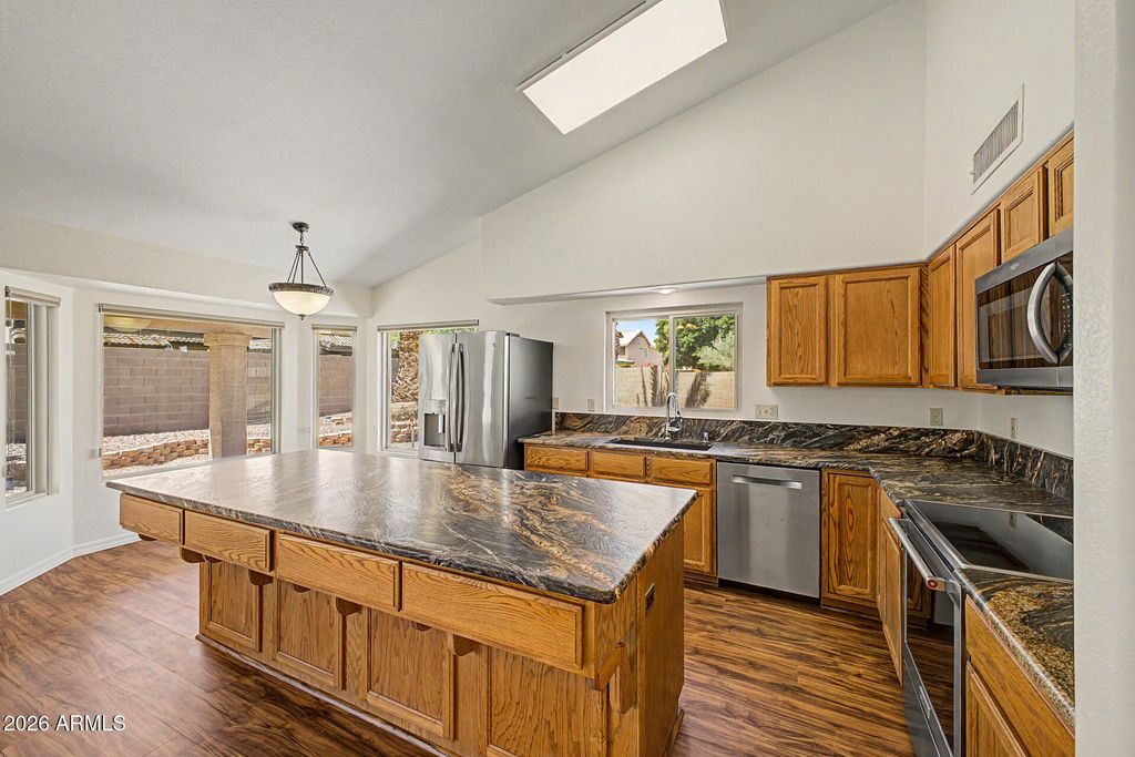 Photo of 9158 W Evans Drive, Peoria, AZ 85381 (MLS # 7017526)