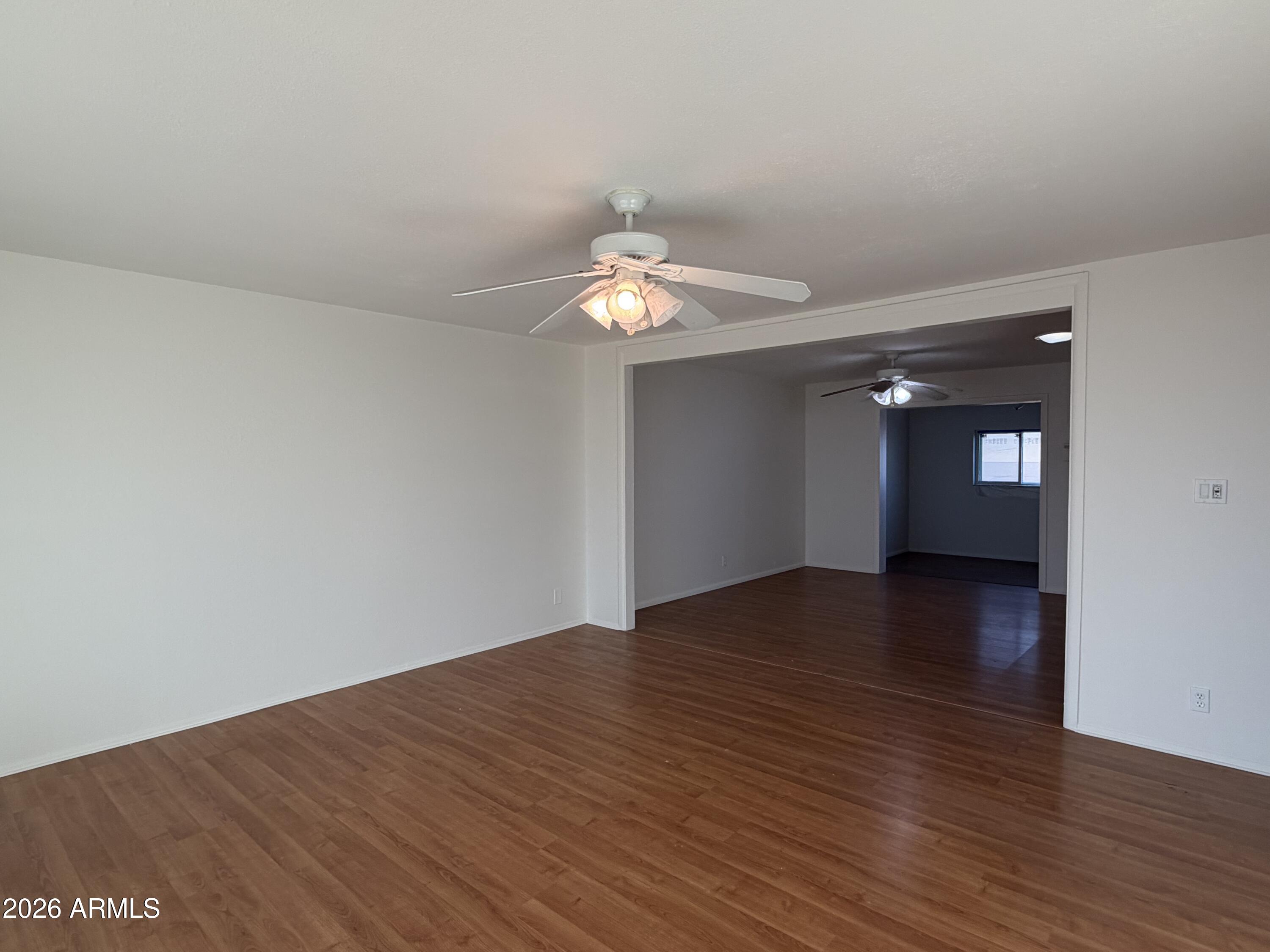 2514 W Larkspur Drive