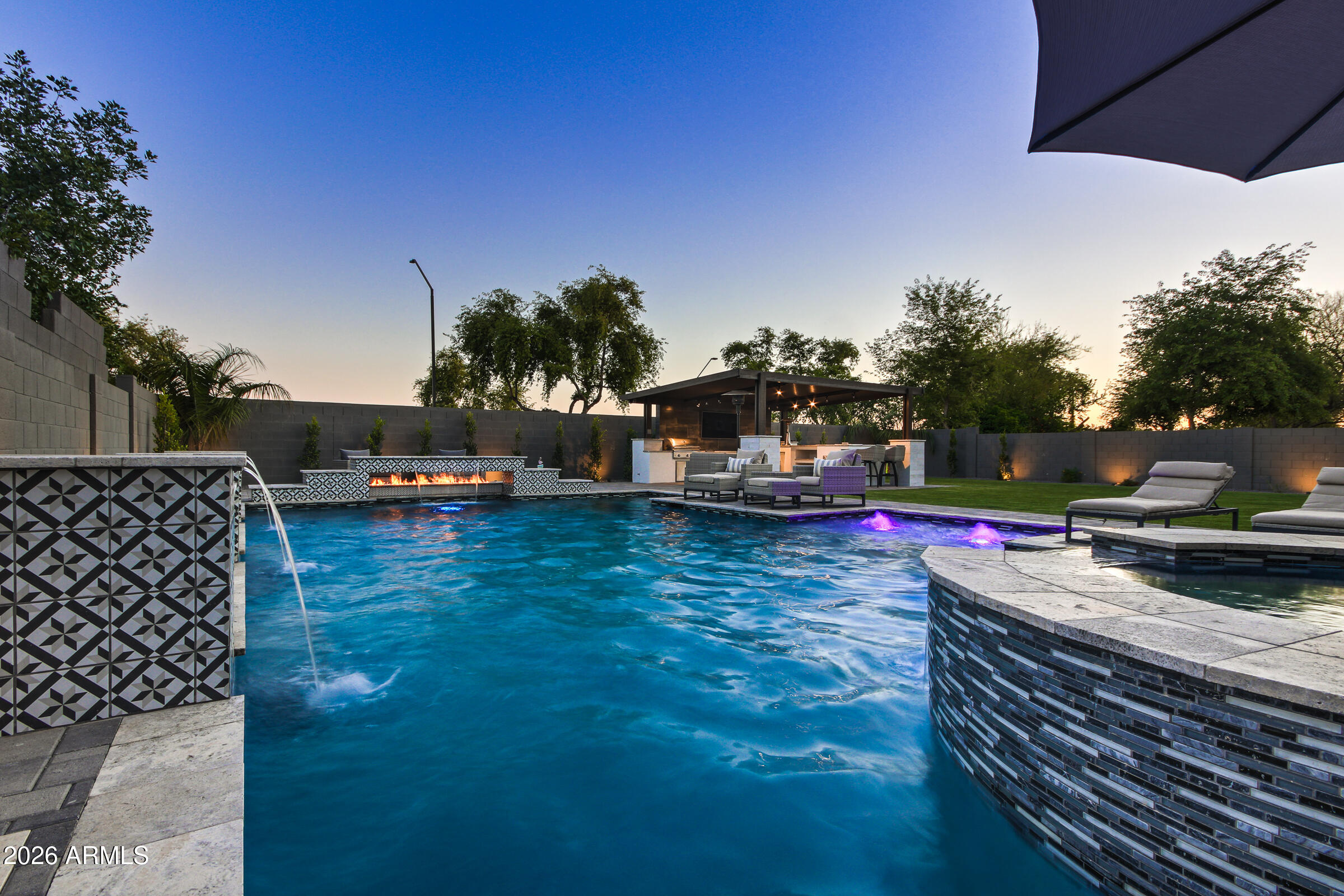 4145 E CARRIAGE Court