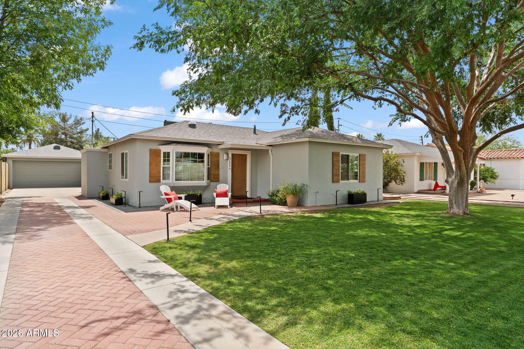531 W VERNON Avenue