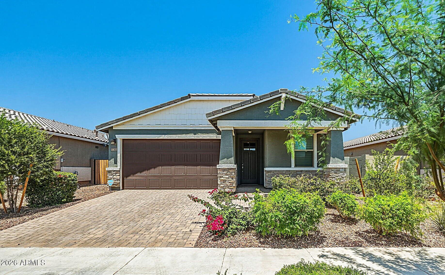 17302 W RUNNING DEER Trail