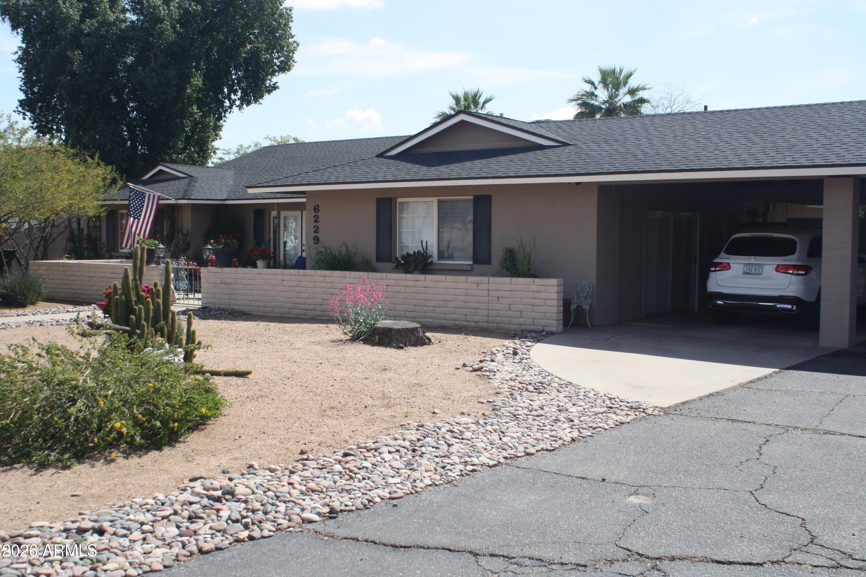 6229 E VIA ESTRELLA Avenue