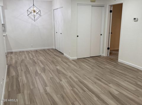 426 W PONTIAC Drive 6 Phoenix AZ 85027