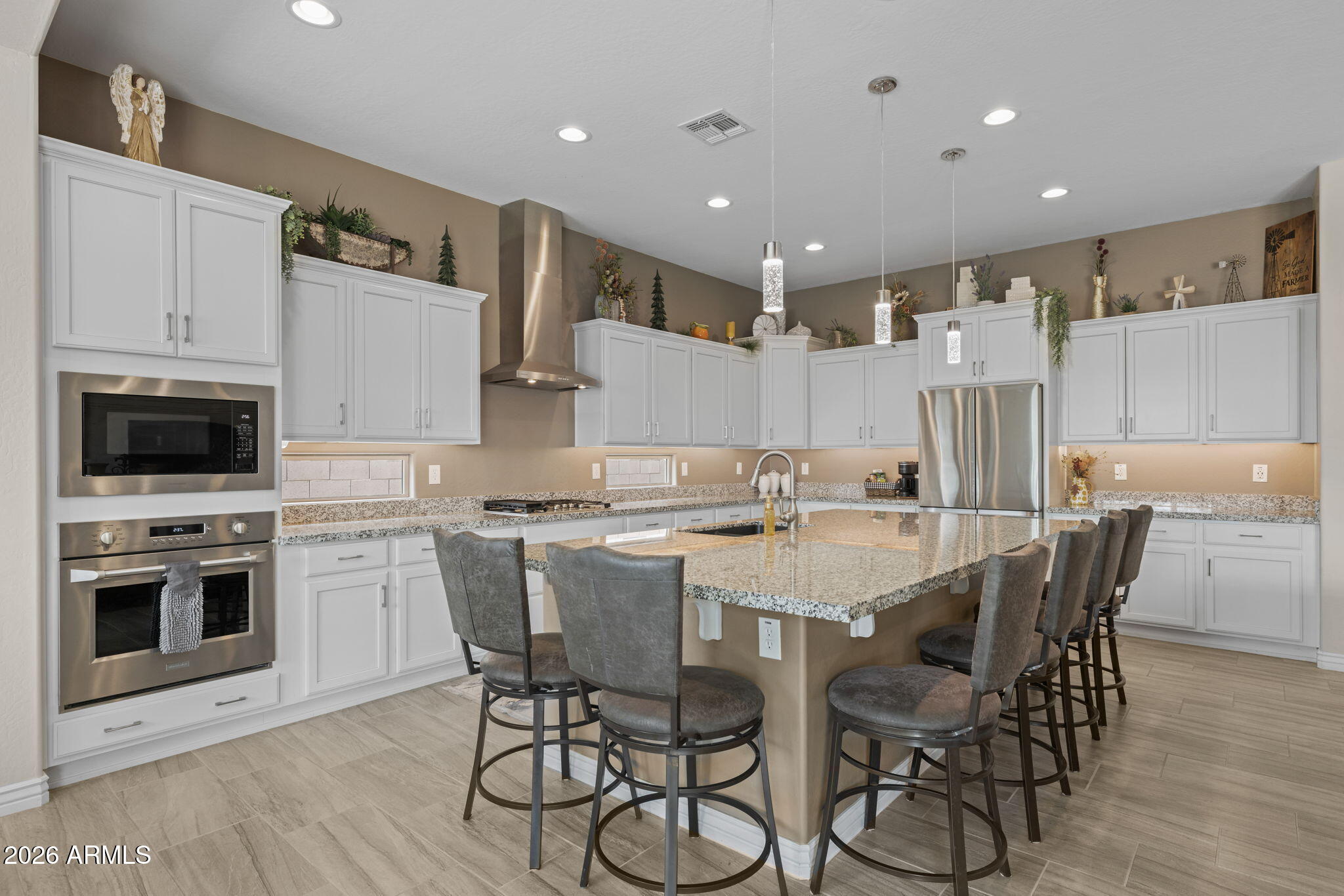 5250 S WESLEY Circle