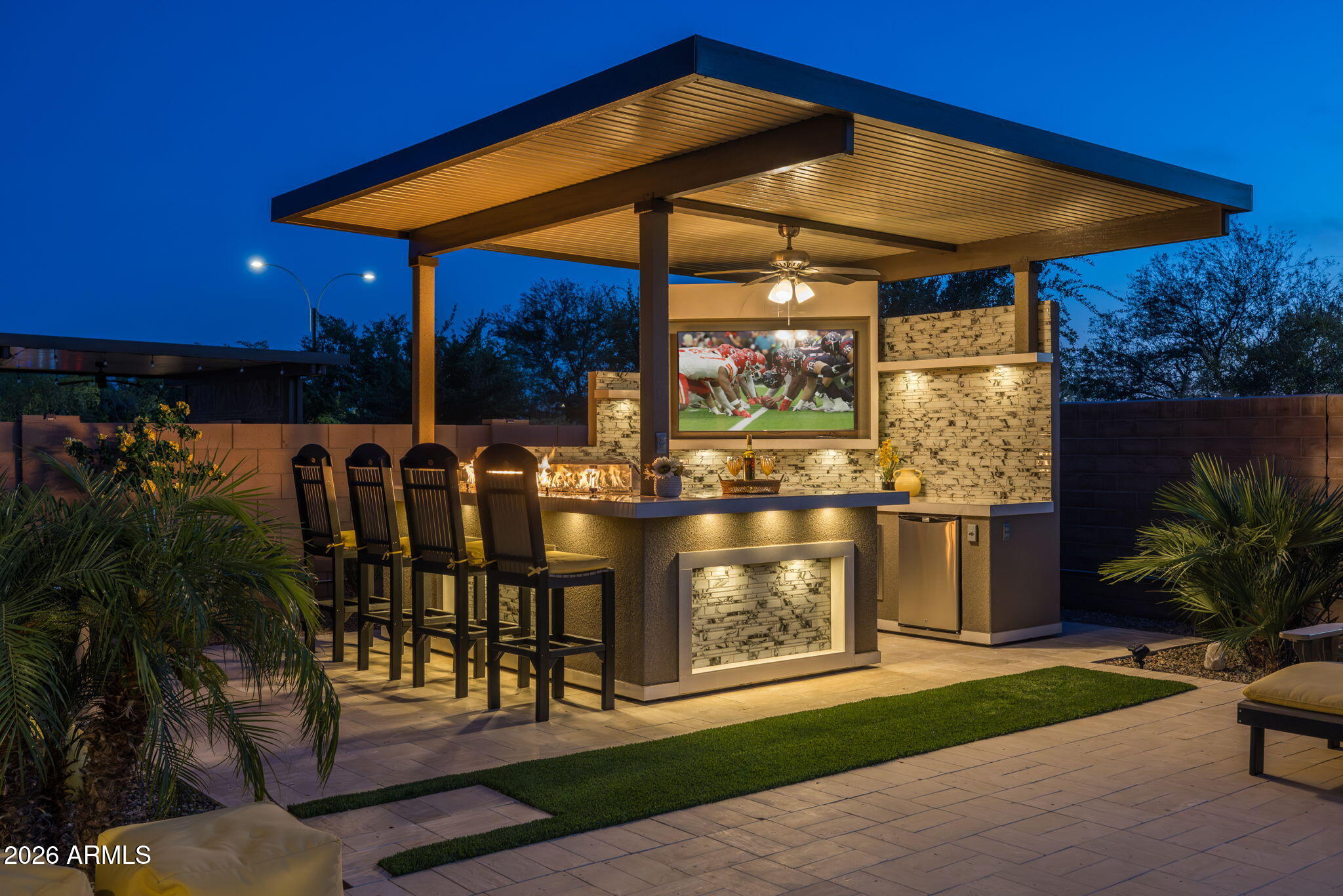 5250 S WESLEY Circle