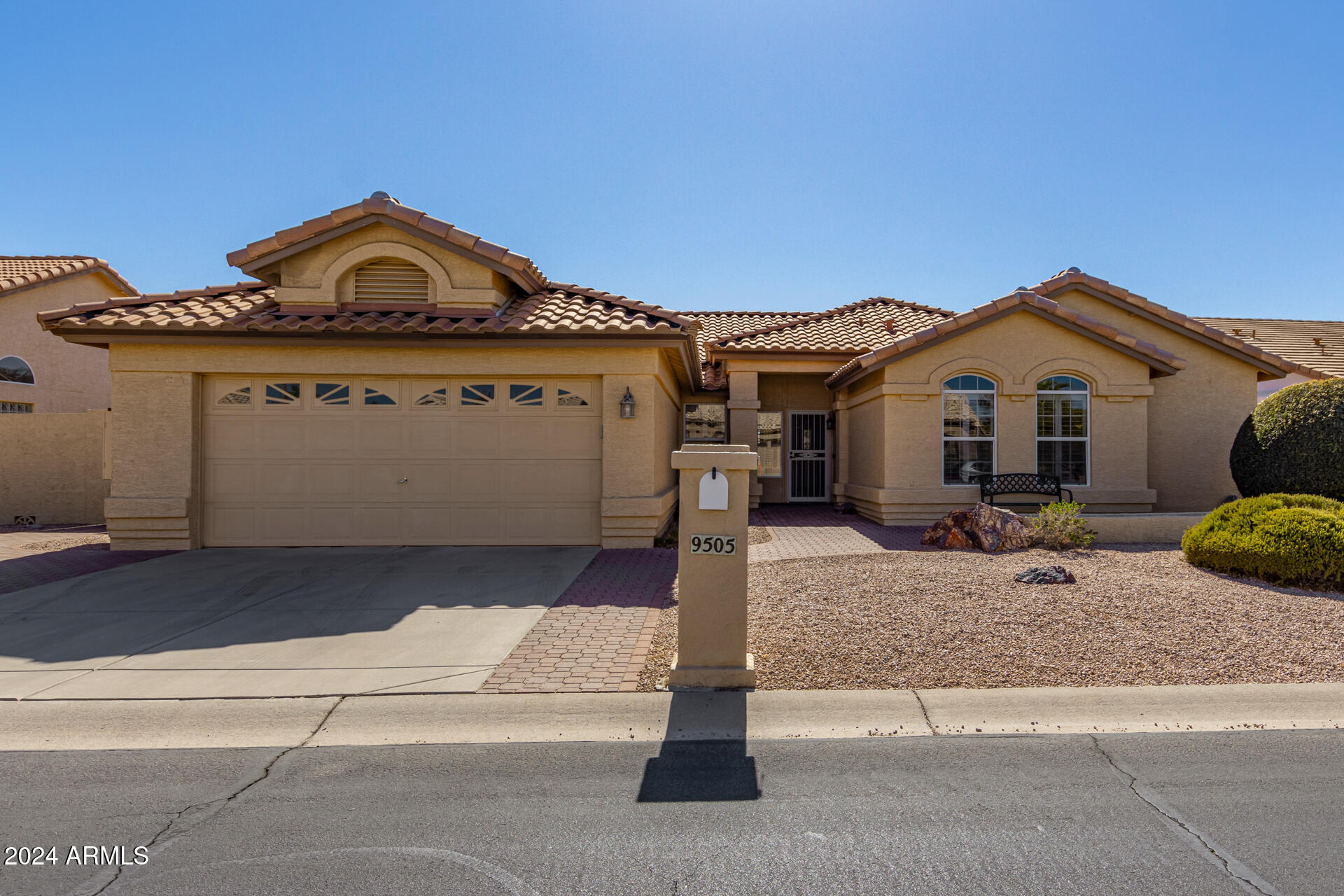 9505 E CHERRYWOOD Drive