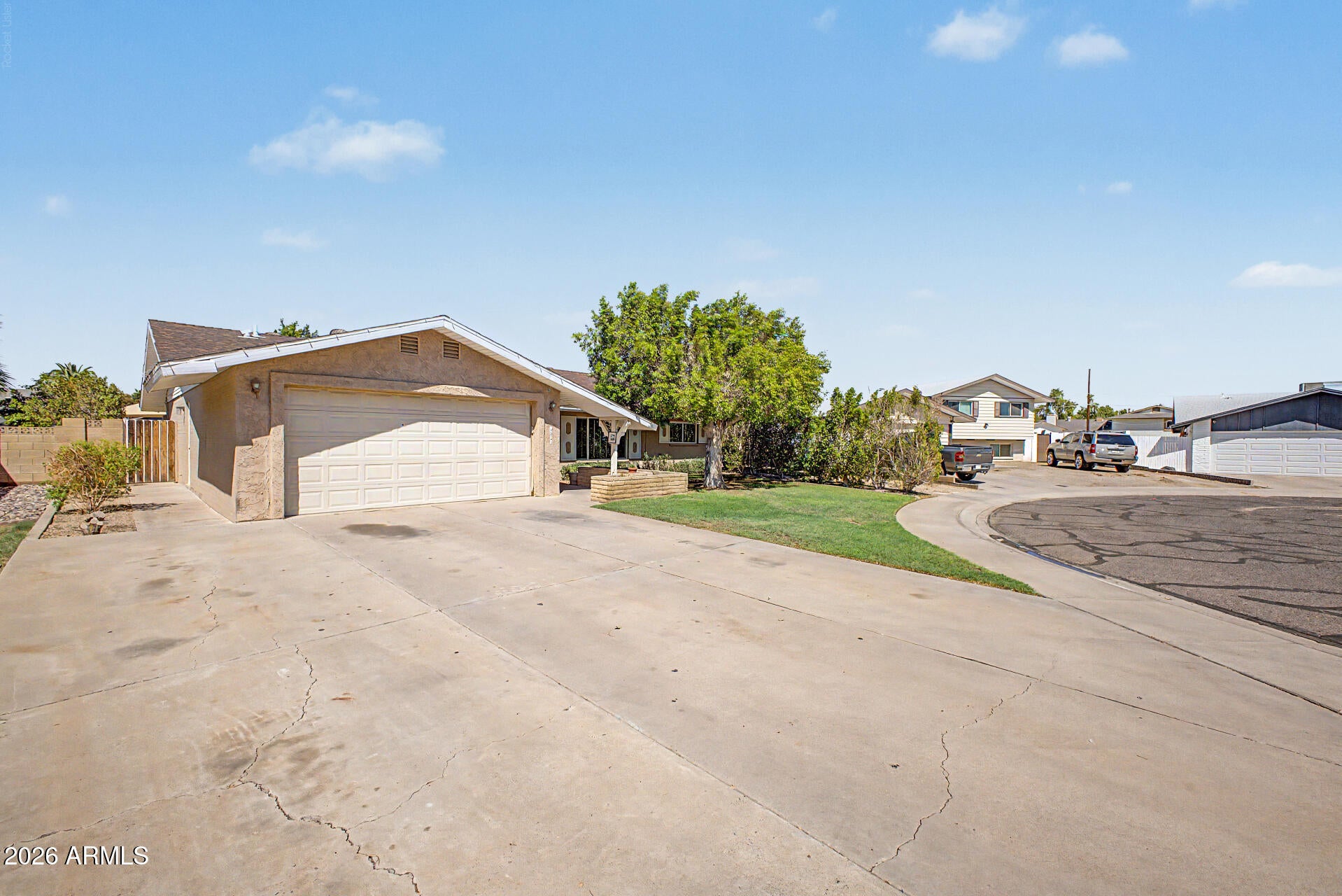 4222 W SOLANO Drive