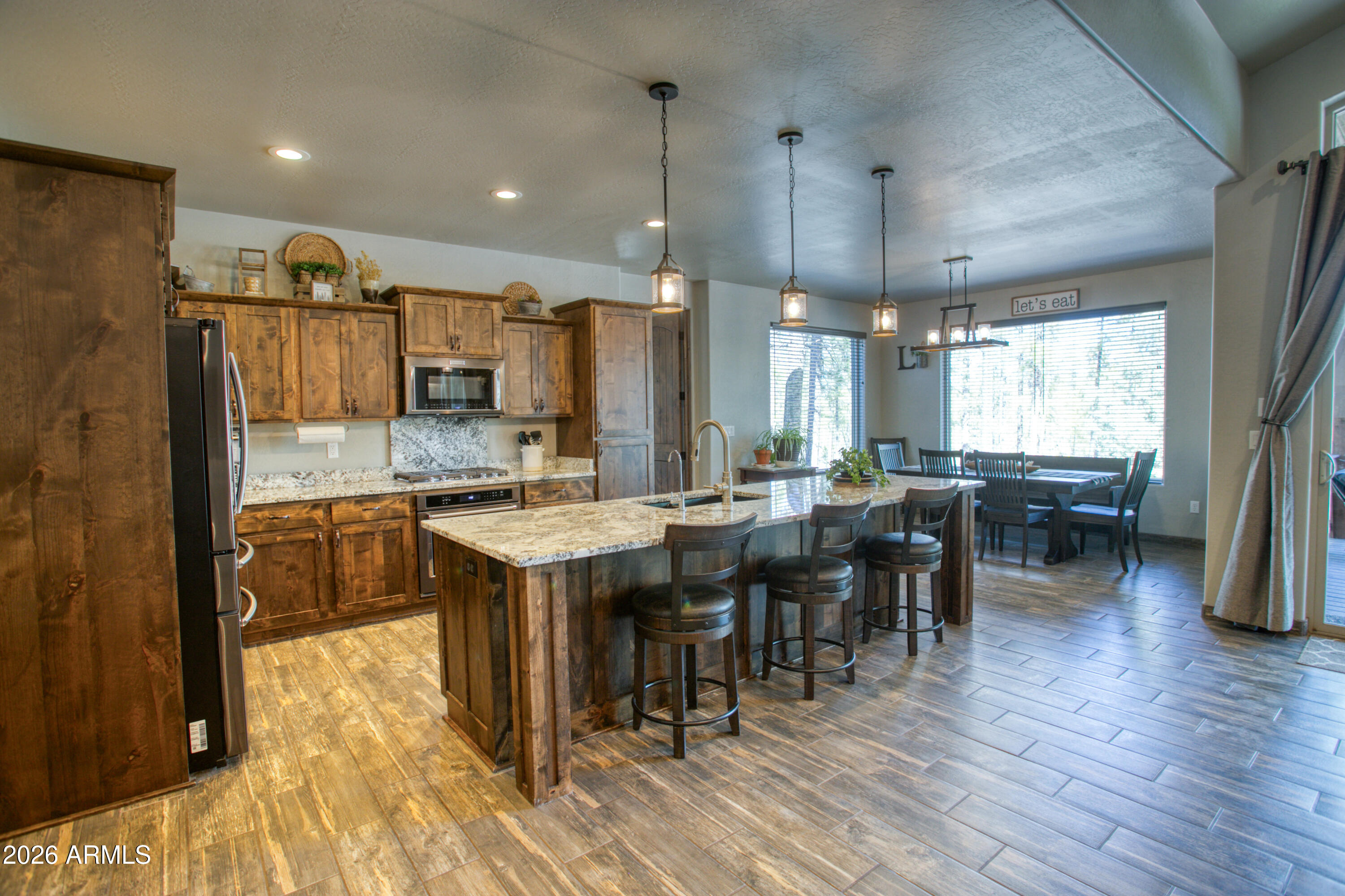 1150 W Snow Creek Trail