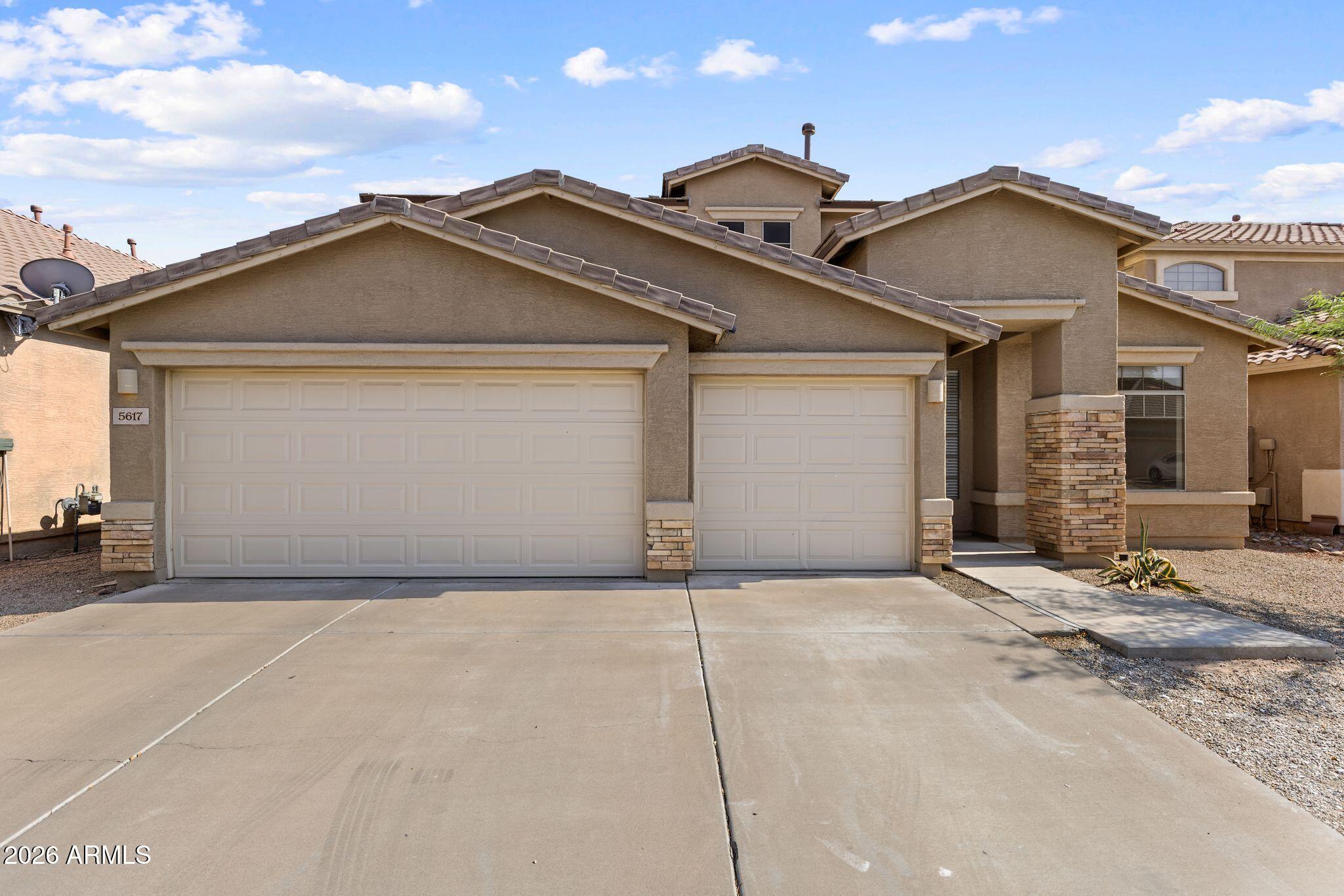 5617 W CARSON Road
