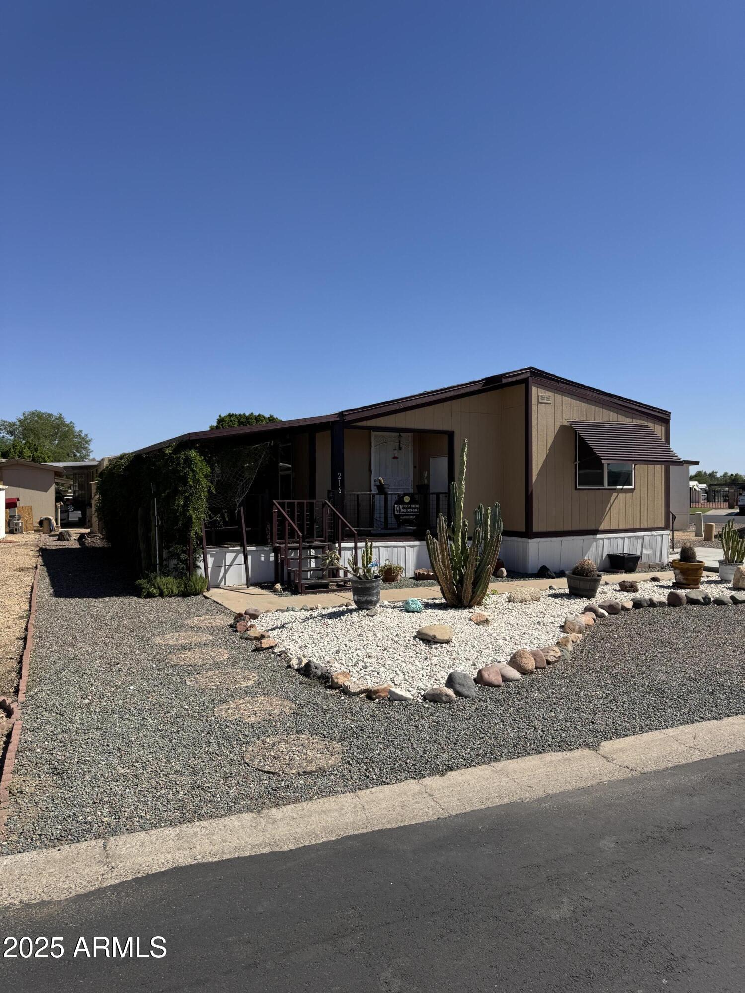 5747 W Missouri Avenue 216