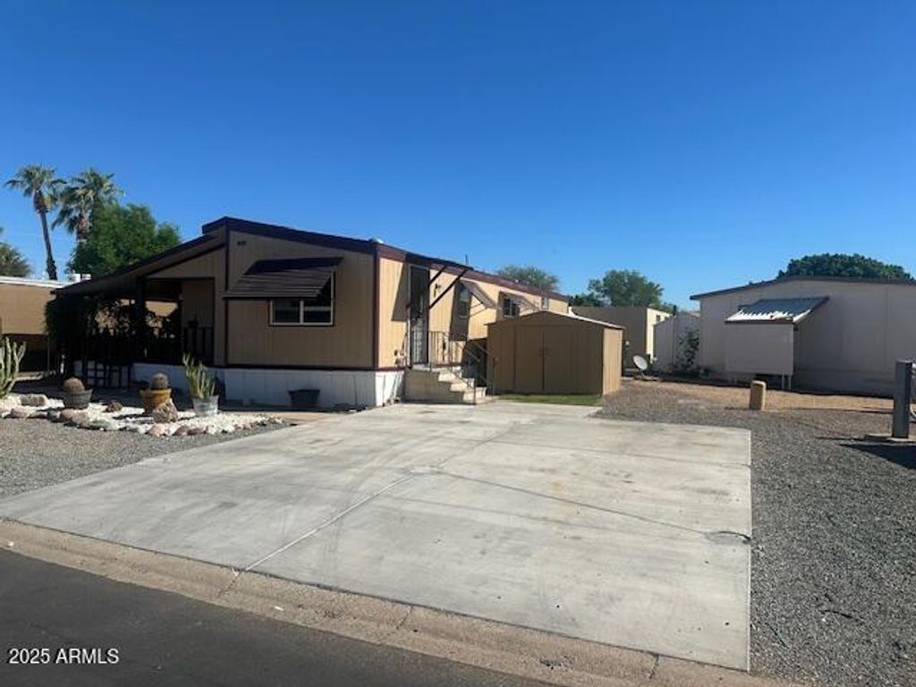 Photo of 5747 W Missouri Avenue #216, Glendale, AZ 85301 (MLS # 6929234)