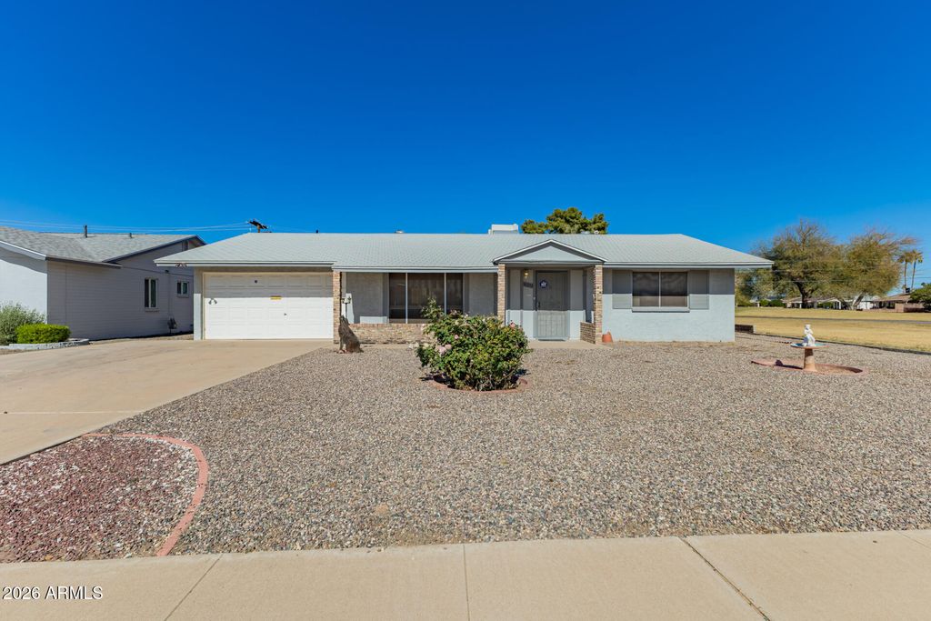 Photo of 10230 W Sun City Boulevard, Sun City, AZ 85351 (MLS # 6976246)