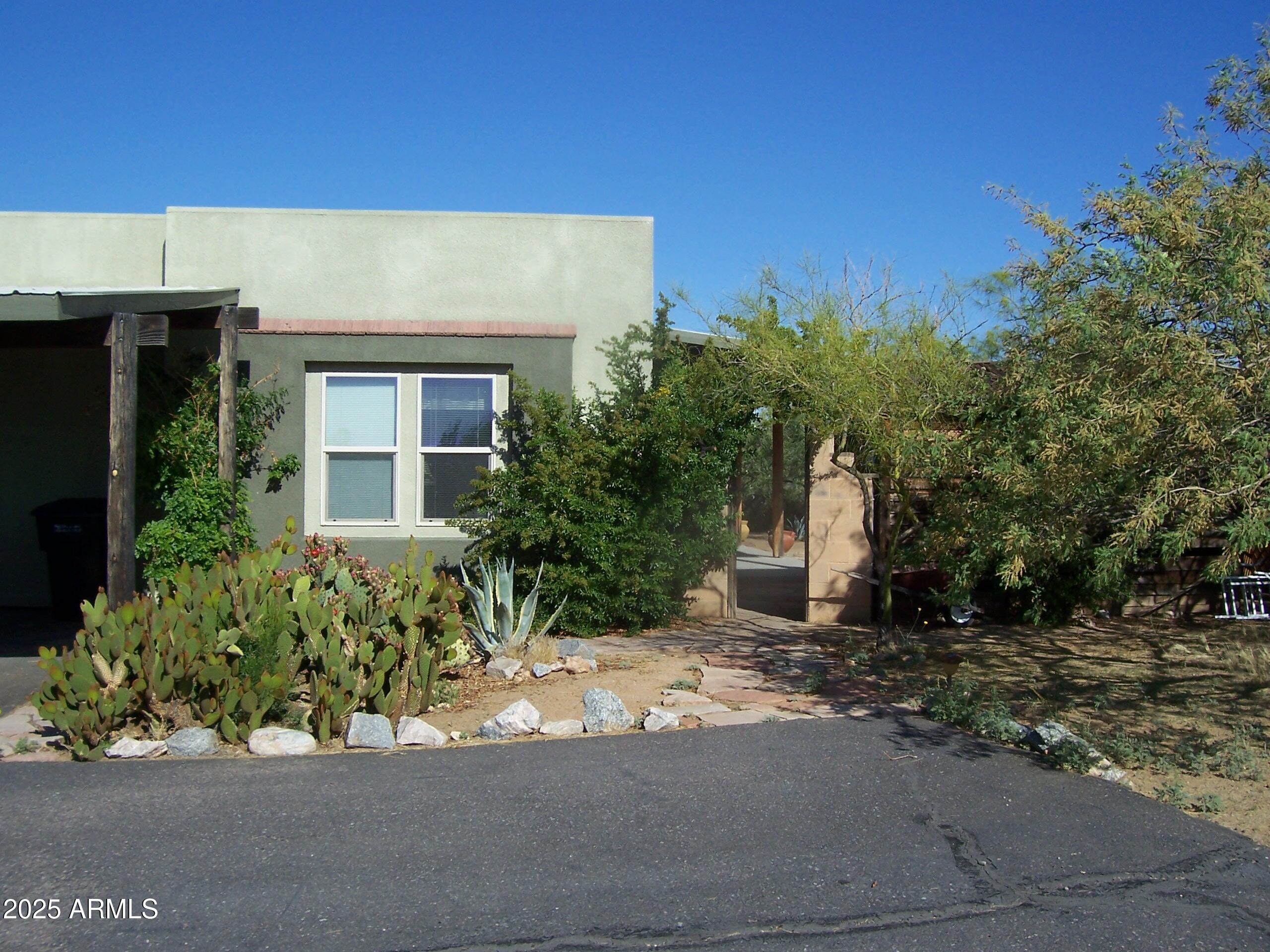 23350 W LOS HUESOS Way