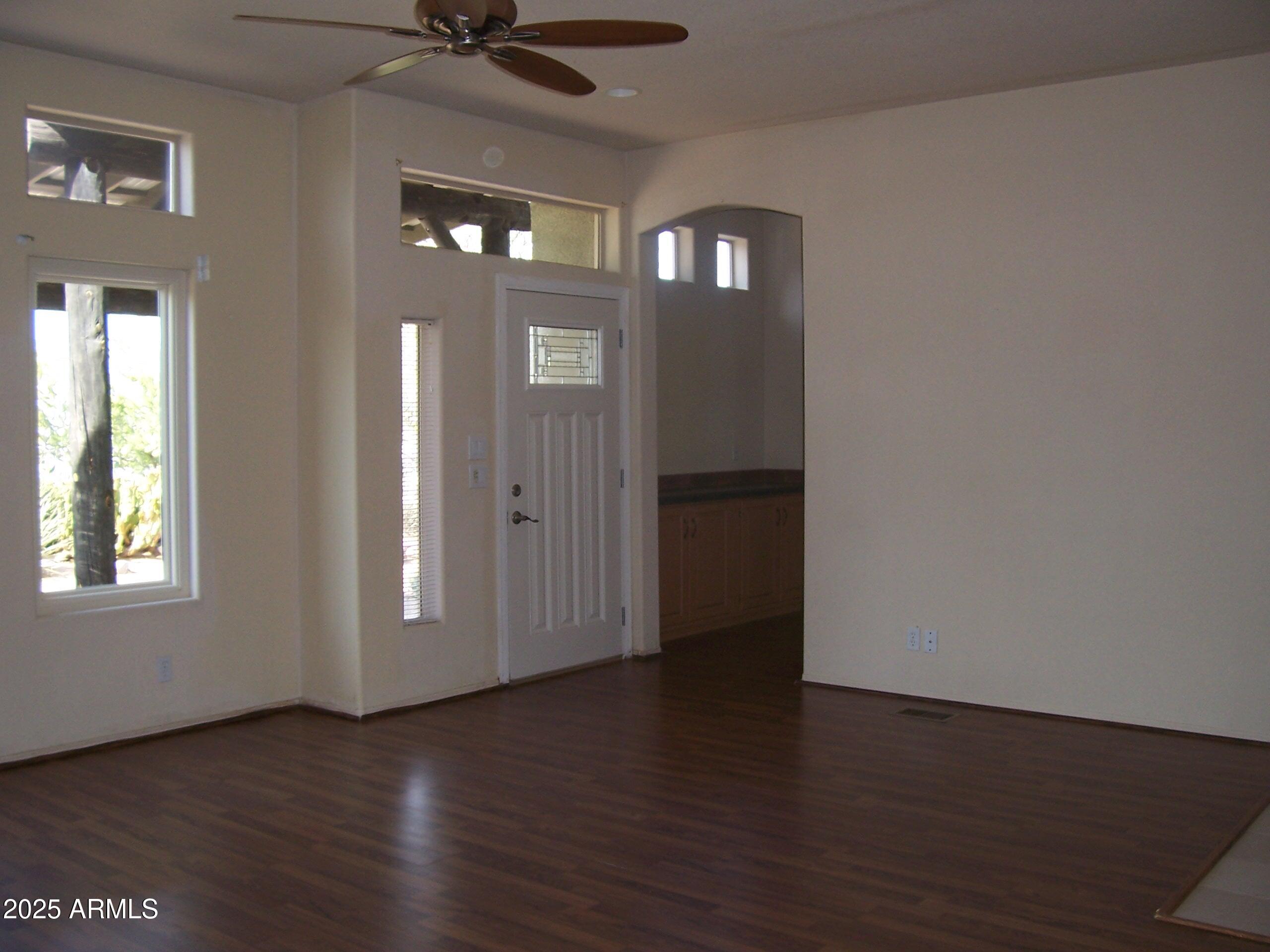 23350 W LOS HUESOS Way