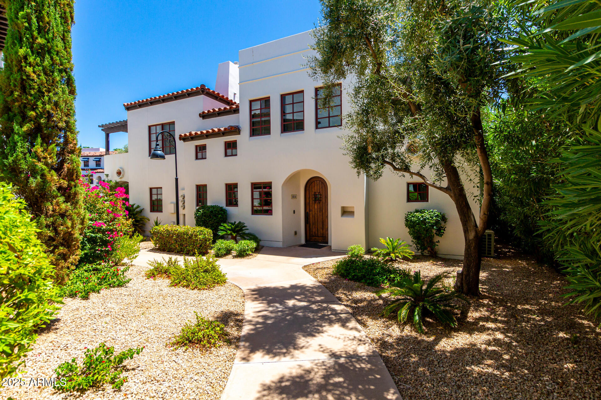 8333 E VIA PASEO DEL NORTE -- 1014